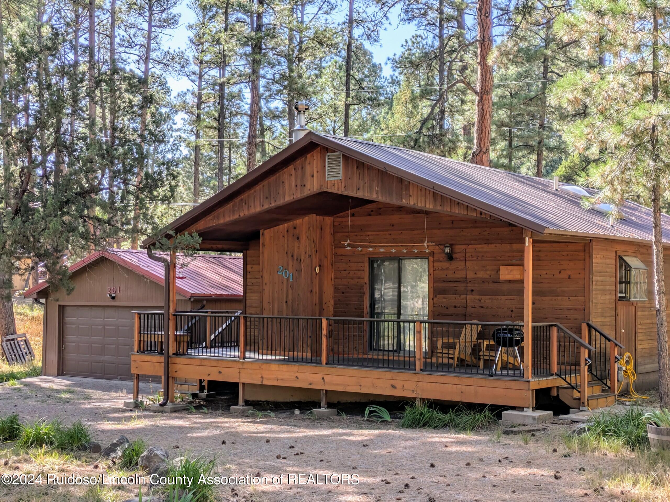 201 Mary Drive, Ruidoso, New Mexico image 1