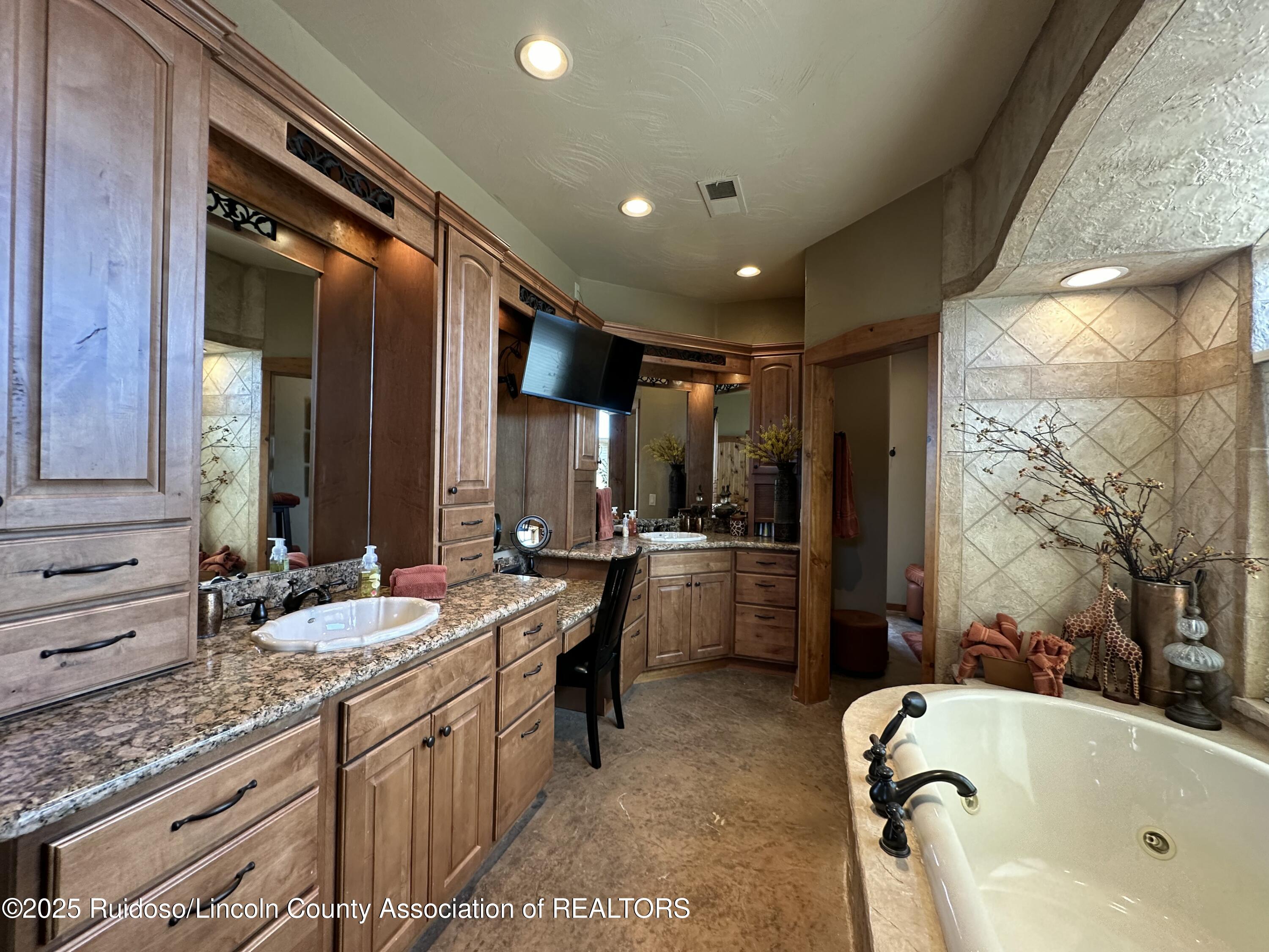 511 Excalibur Road, Ruidoso, New Mexico image 50
