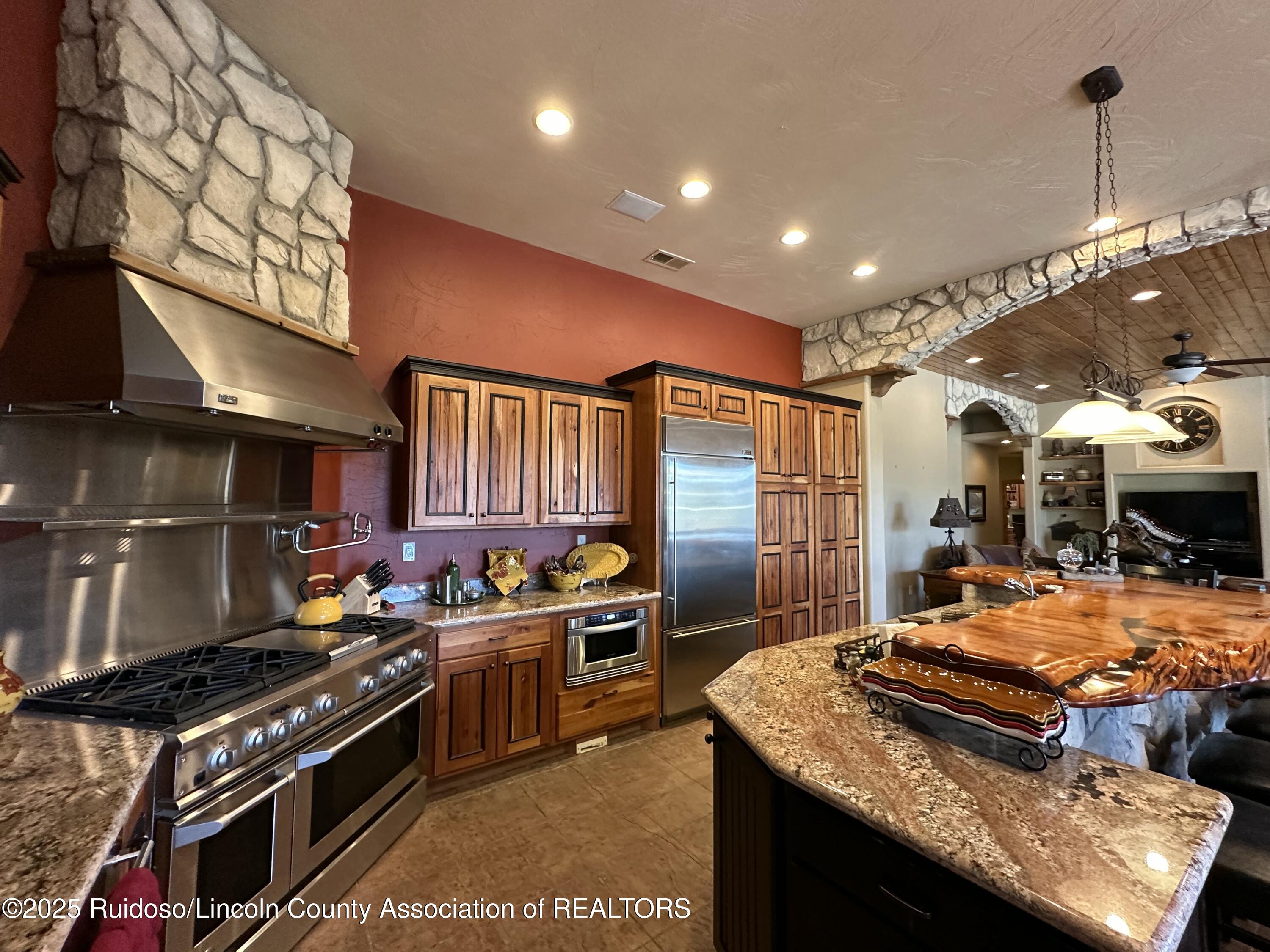 511 Excalibur Road, Ruidoso, New Mexico image 4
