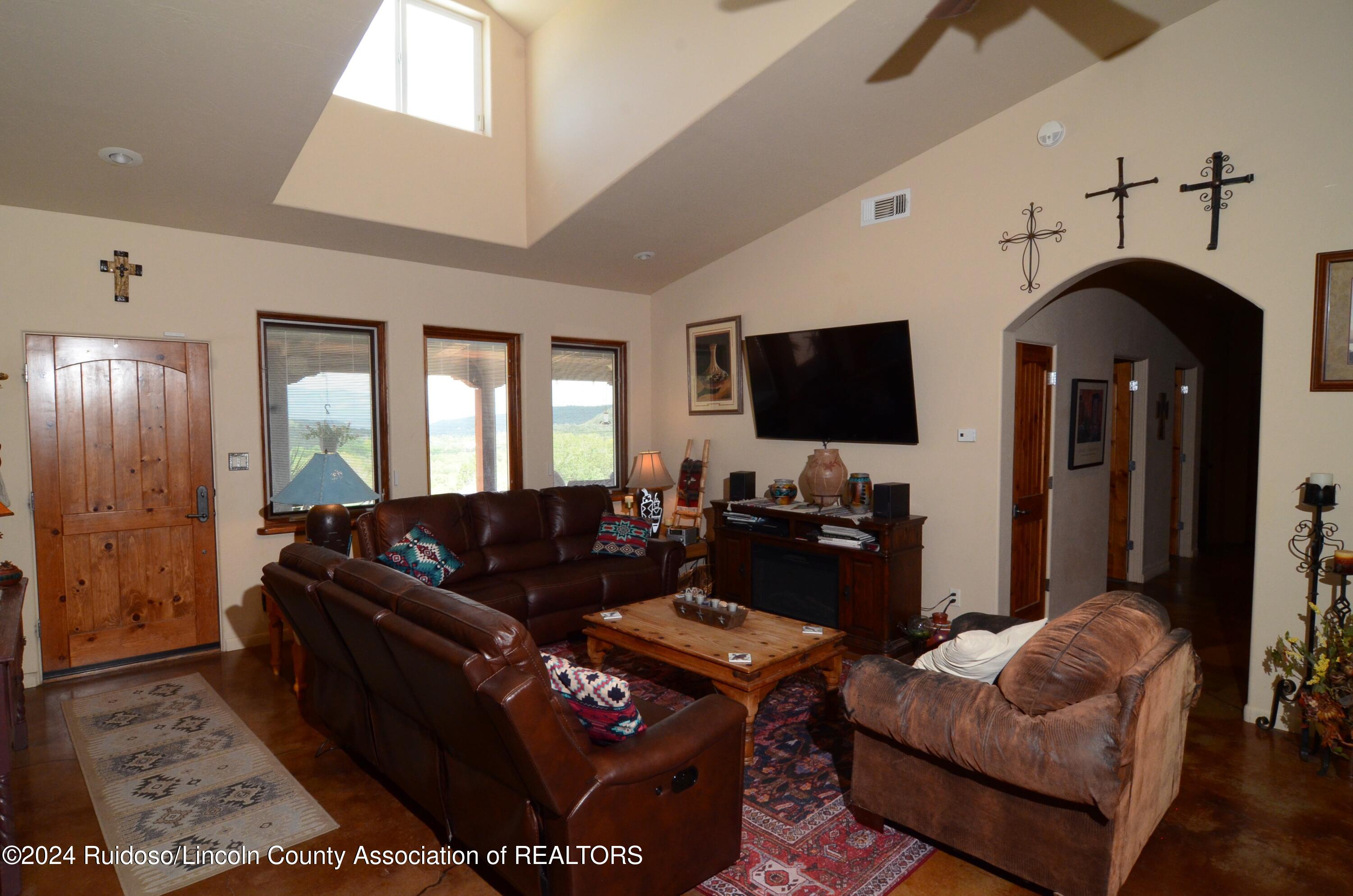 270 Santiago Circle, Alto, New Mexico image 4