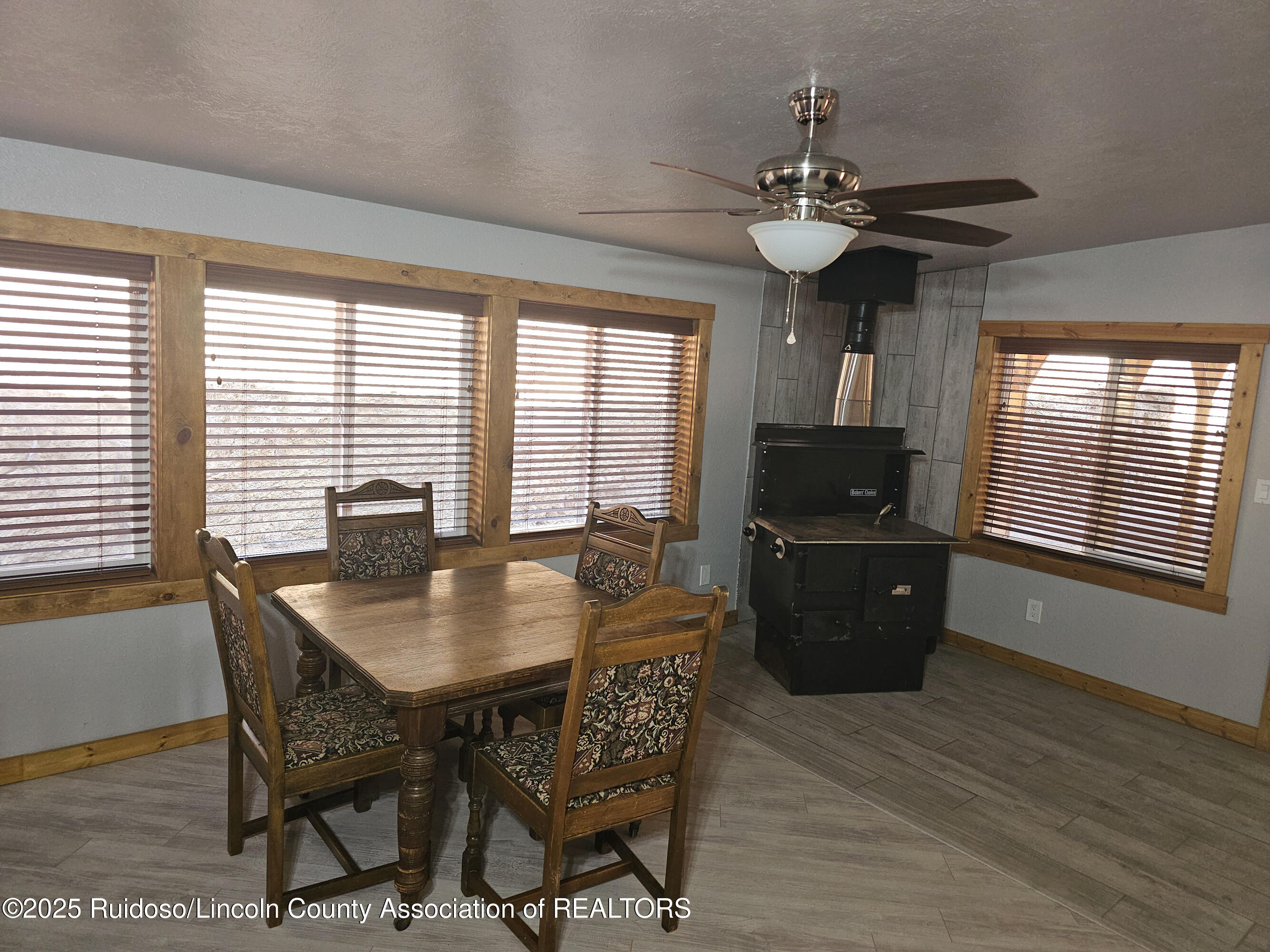 262 Dawson Road, Capitan, New Mexico image 15