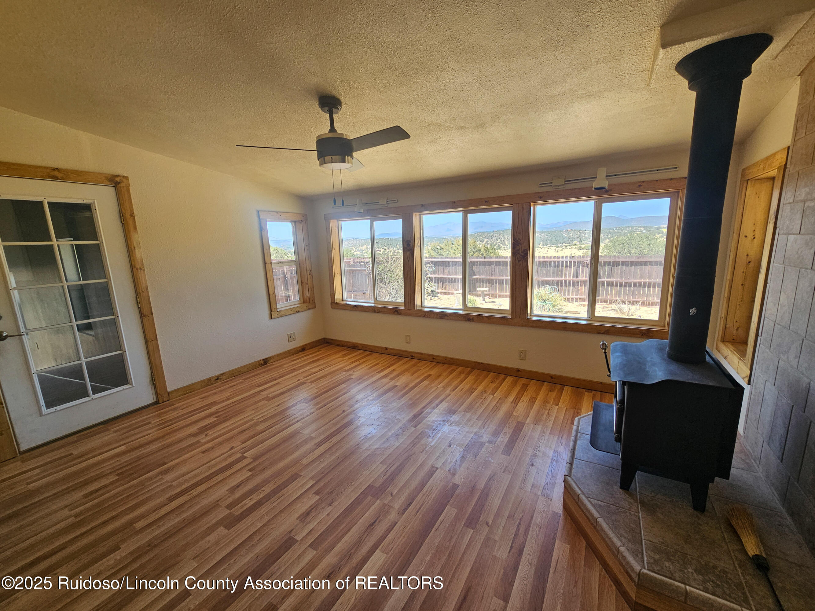 262 Dawson Road, Capitan, New Mexico image 5