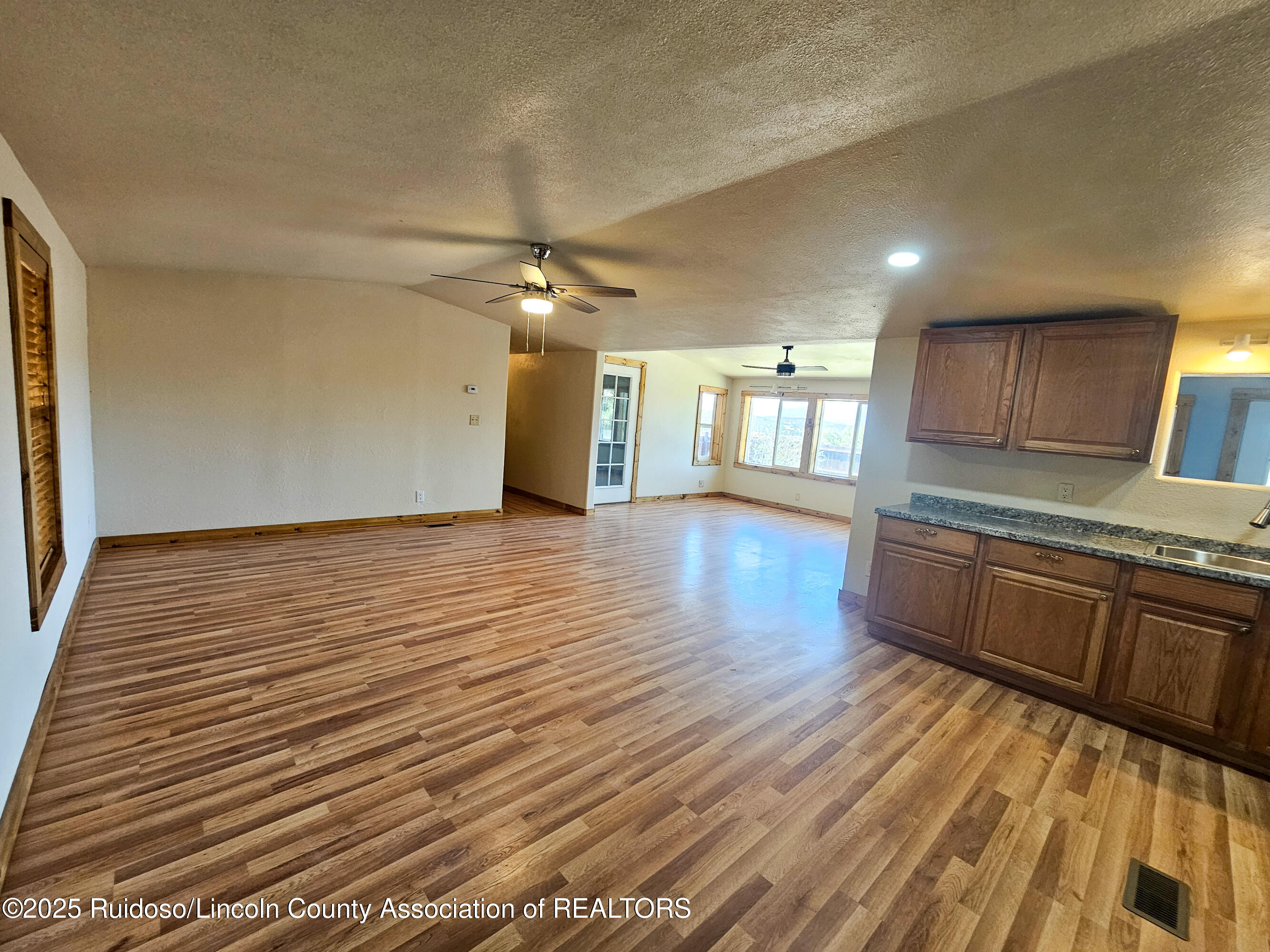 262 Dawson Road, Capitan, New Mexico image 6