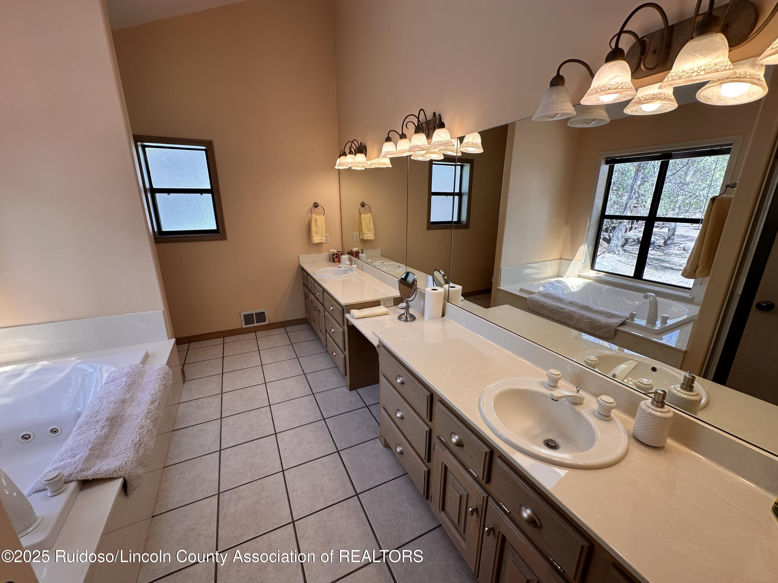 101 North Loop Road, Ruidoso, New Mexico image 16