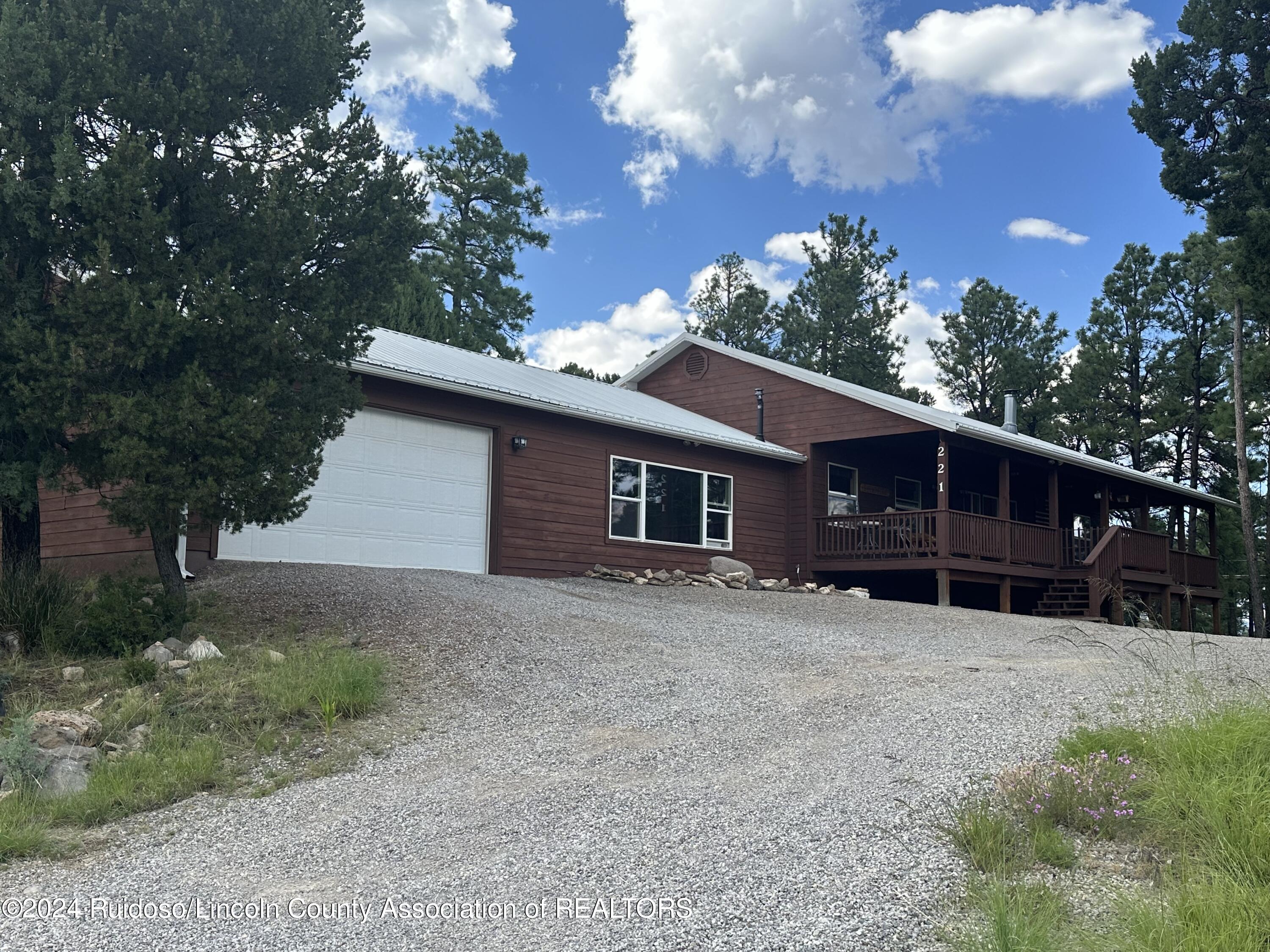 221 Guenevere Avenue, Ruidoso, New Mexico image 25