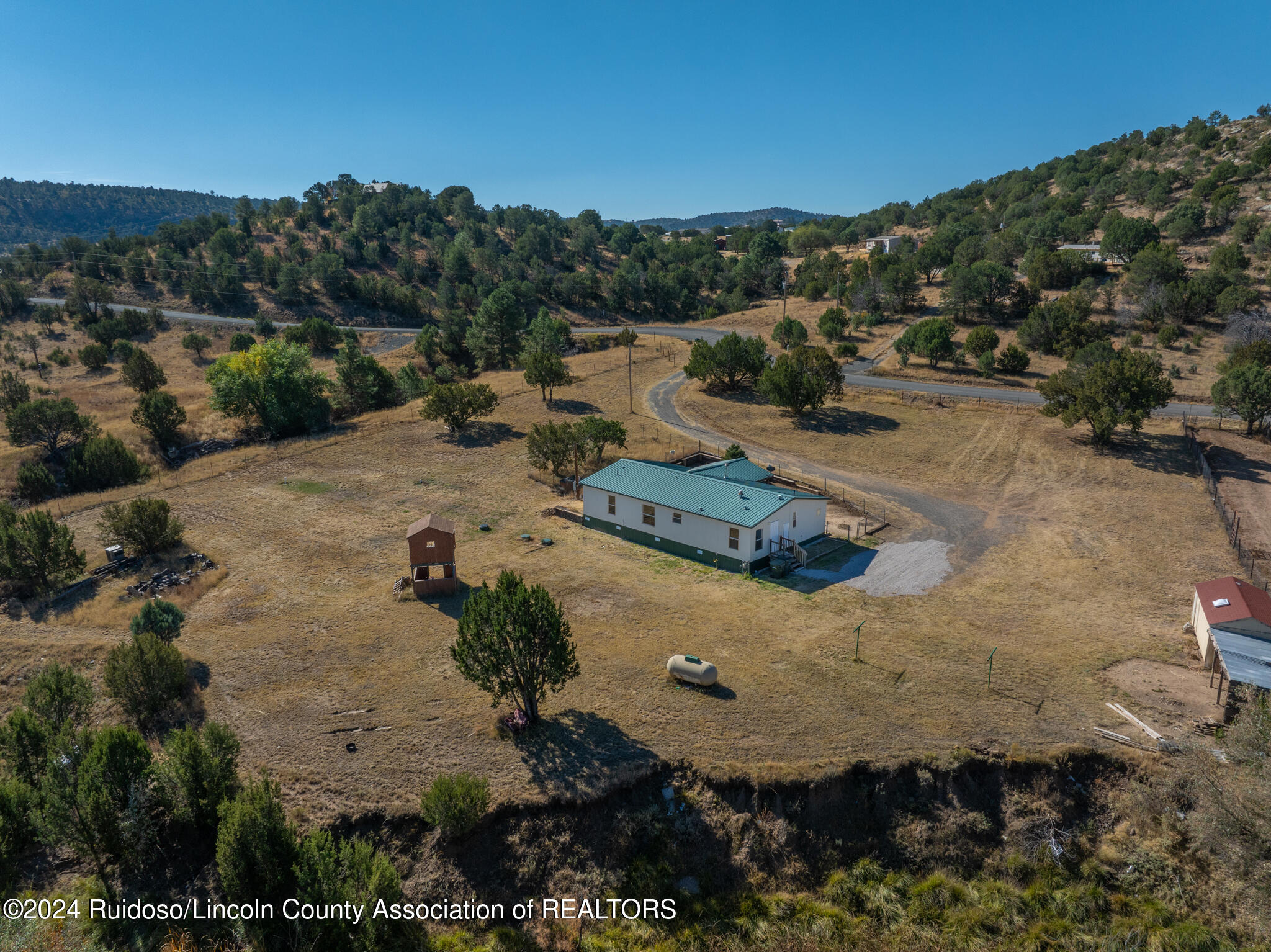 128 North View Drive, Capitan, New Mexico image 5