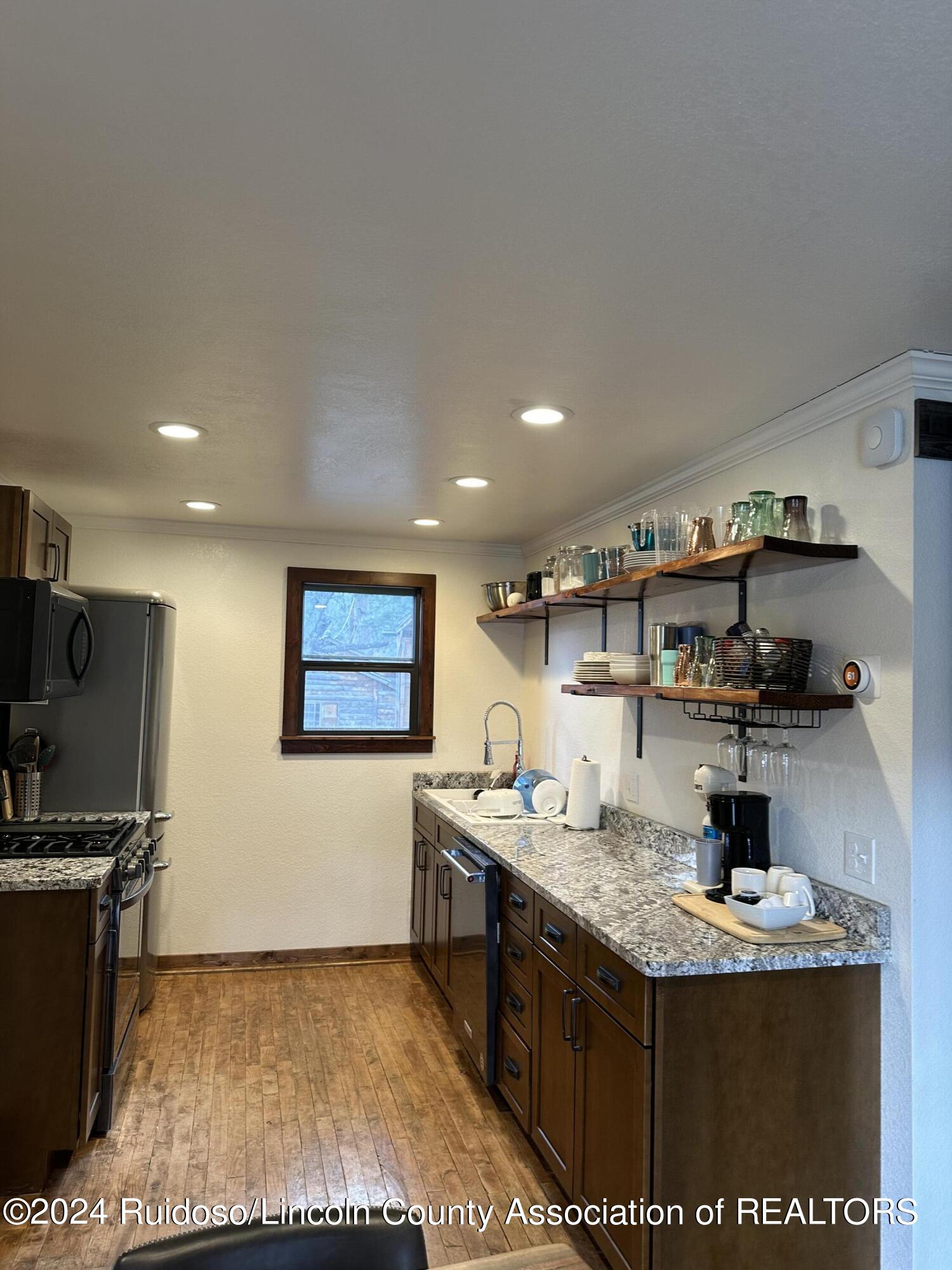 Ruidoso, New Mexico 88345, United States, 1 Bedroom Bedrooms, ,1 BathroomBathrooms,Residential,Pending,61891