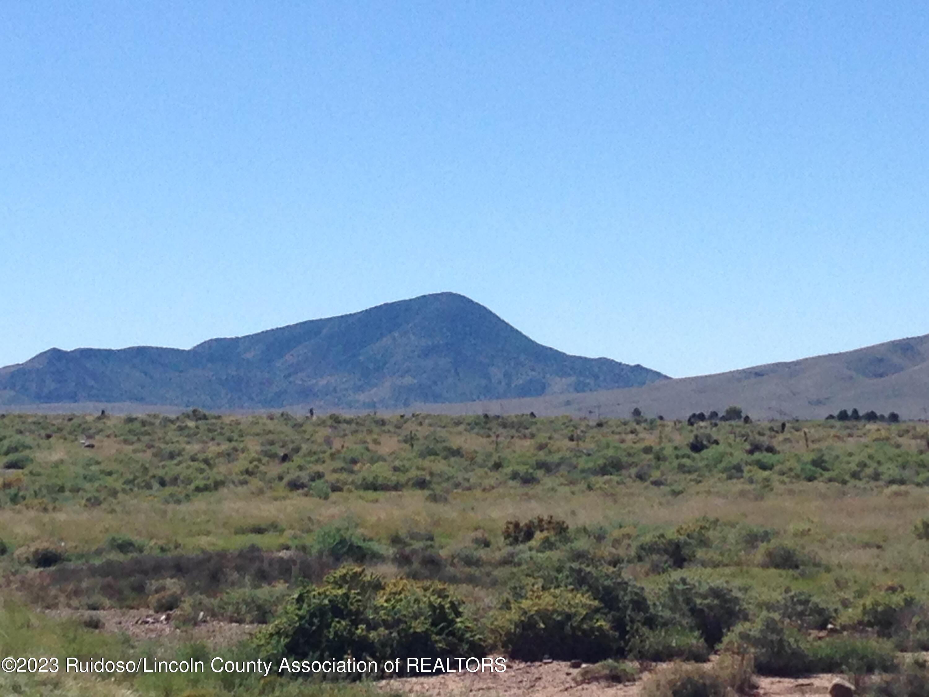 218 Calico Road, Carrizozo, New Mexico image 6