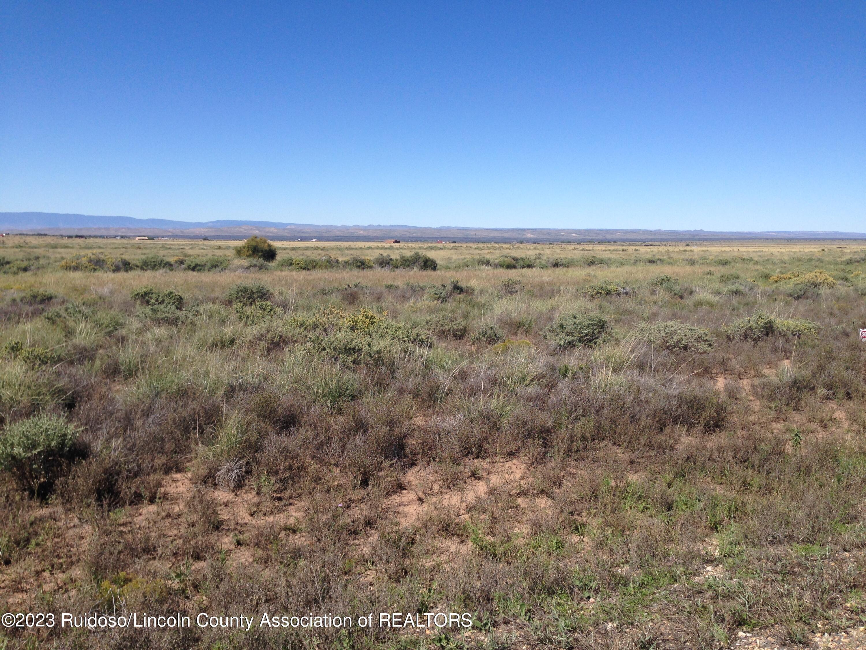 218 Calico Road, Carrizozo, New Mexico image 2