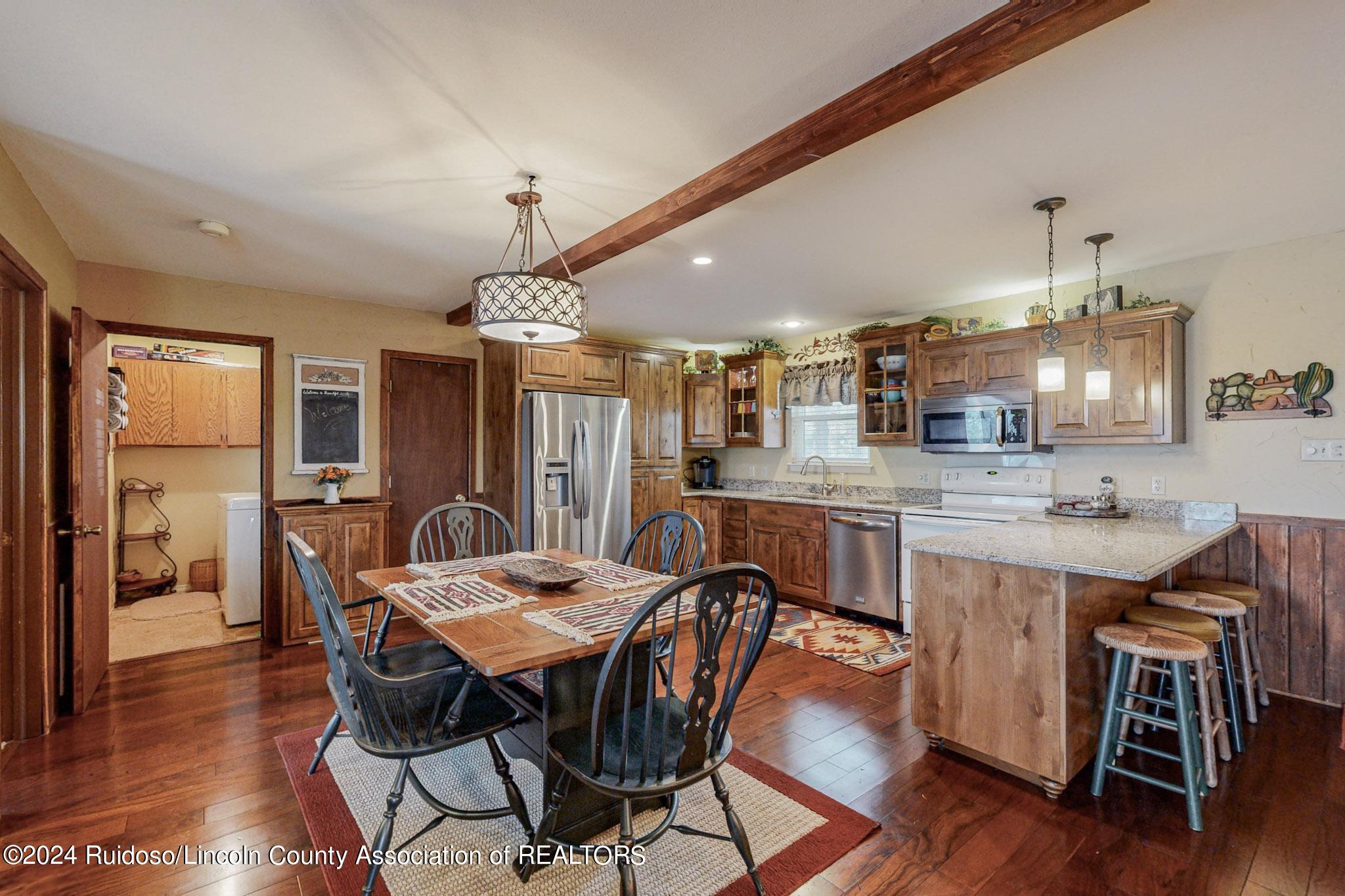 209 Coconino Lane, Ruidoso, New Mexico image 4