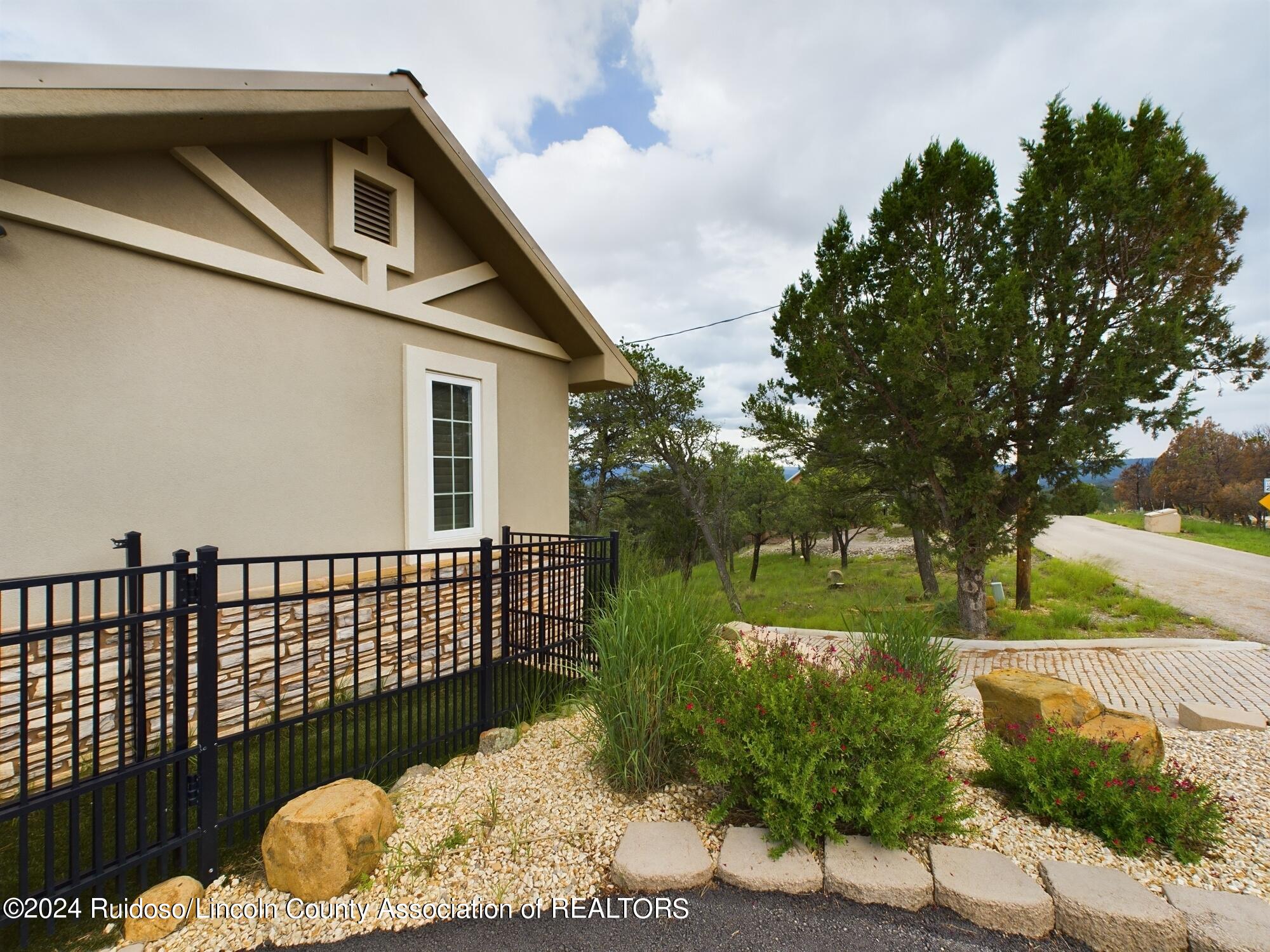 318 Valley View, Ruidoso, New Mexico image 7