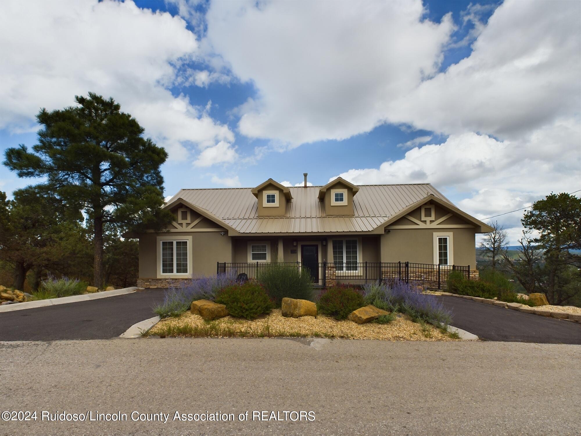 318 Valley View, Ruidoso, New Mexico image 1