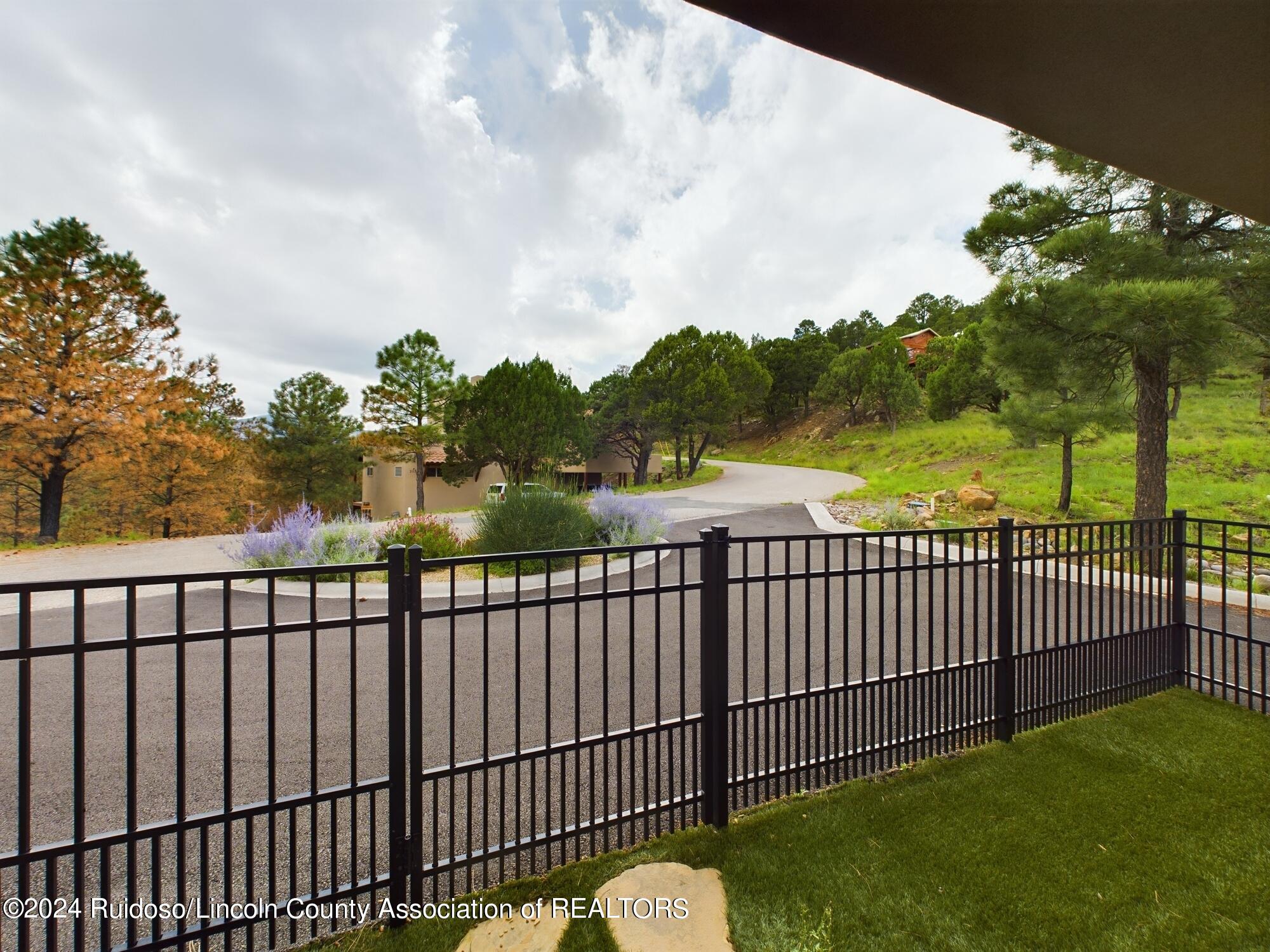 318 Valley View, Ruidoso, New Mexico image 10