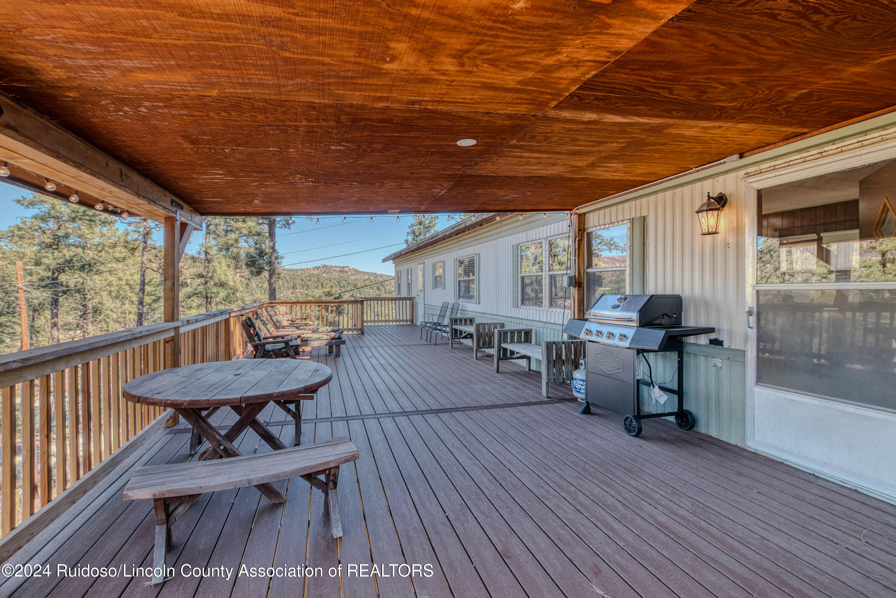 109 Queen Aire Ct Court, Ruidoso, New Mexico image 4