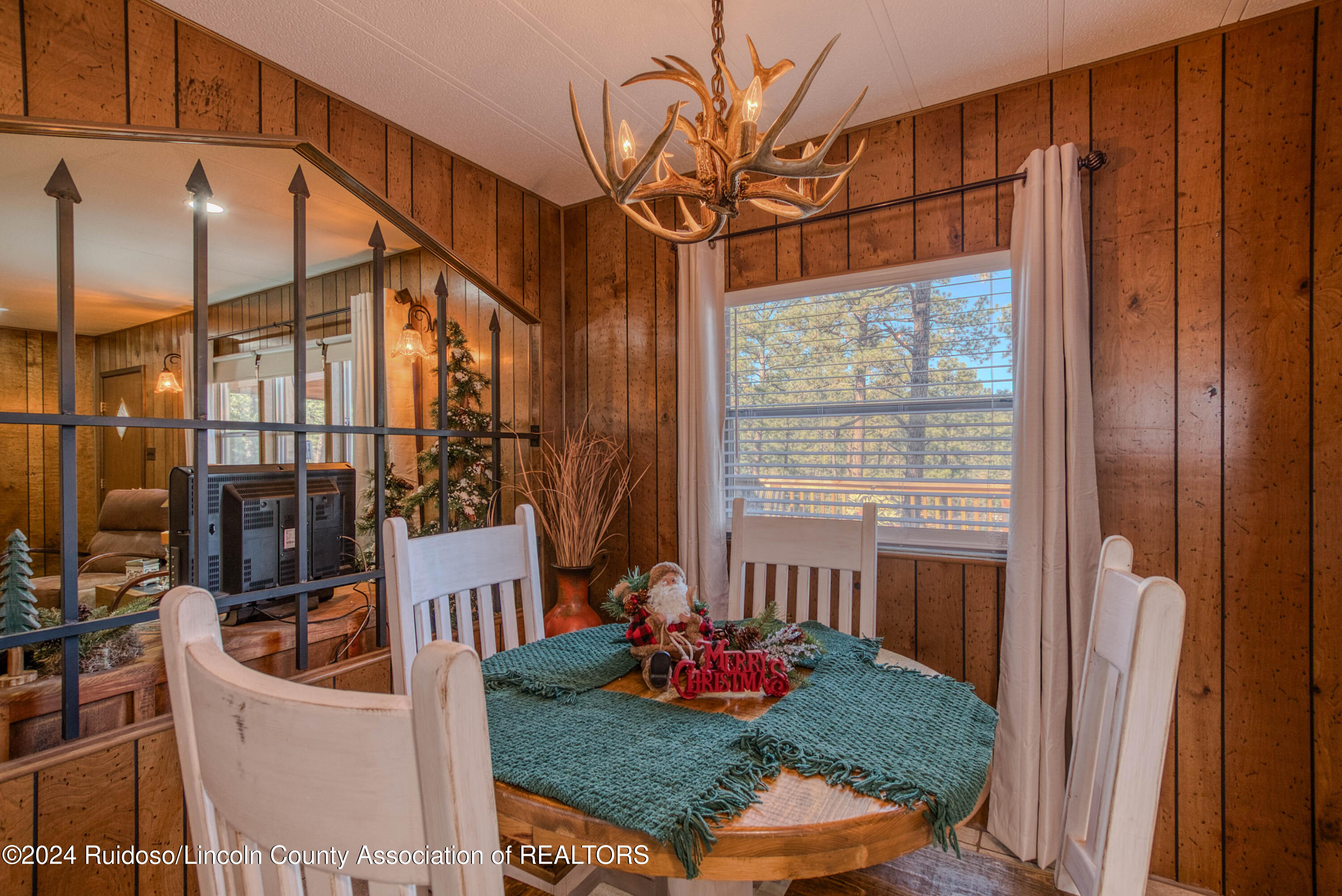 109 Queen Aire Ct Court, Ruidoso, New Mexico image 18