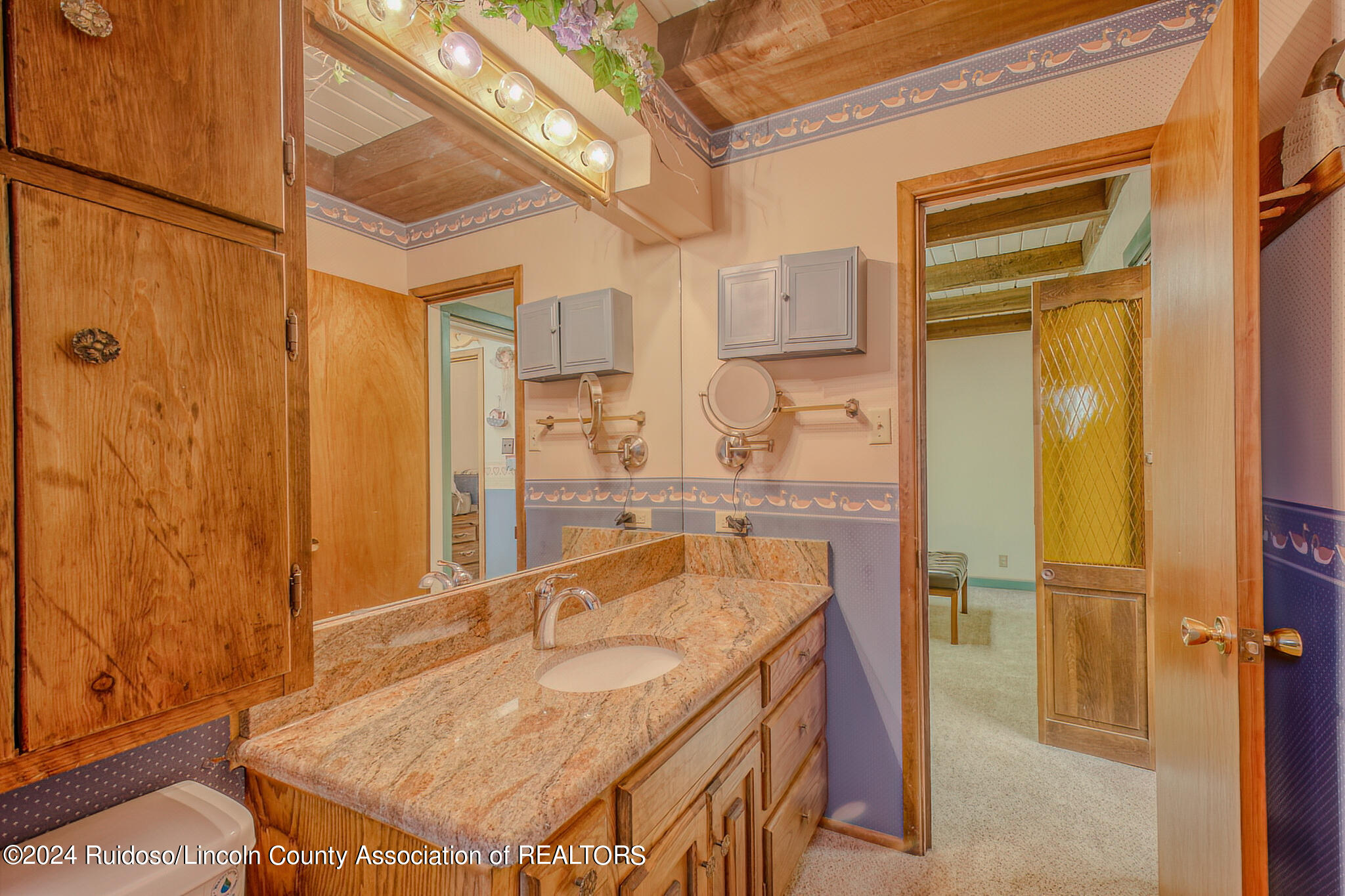 559 2nd Street, Ruidoso, New Mexico image 35