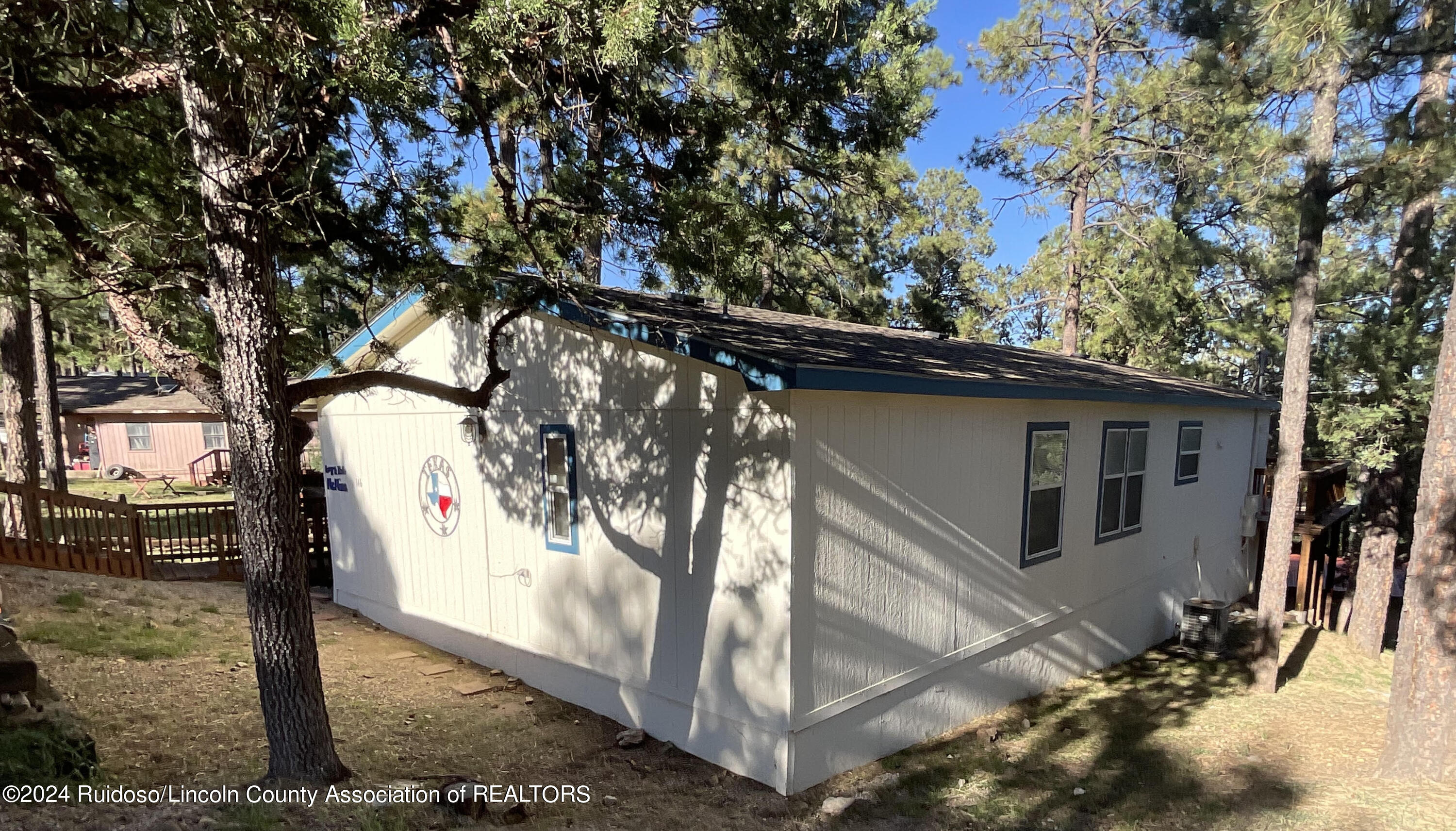 146 Blue Spruce Dr, Ruidoso, New Mexico image 2