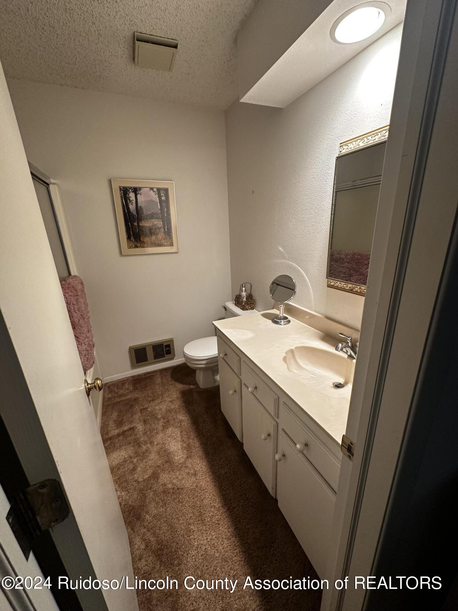 Ruidoso, New Mexico 88345, United States, 3 Bedrooms Bedrooms, ,3 BathroomsBathrooms,Residential,Pending,67846