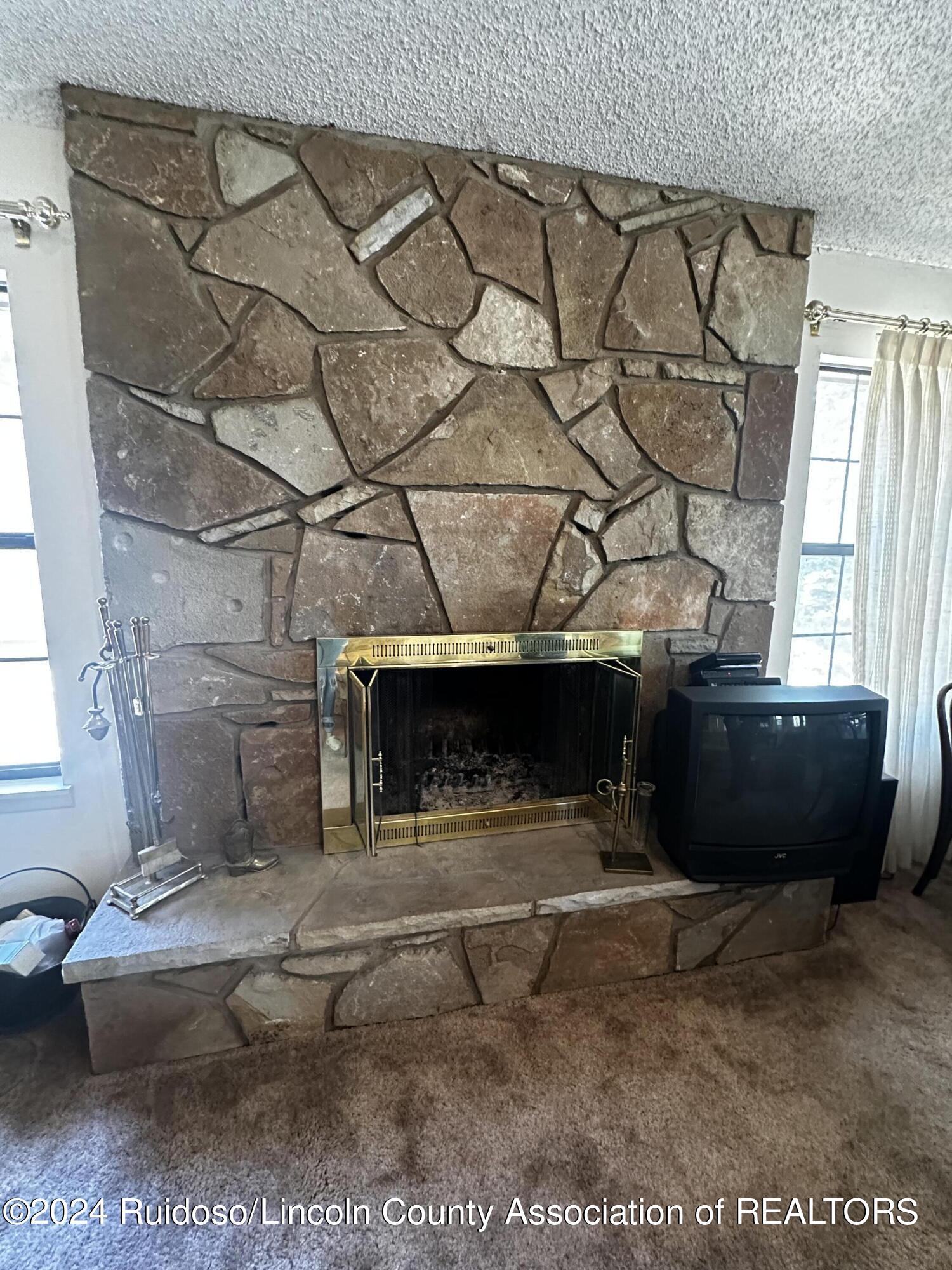 Ruidoso, New Mexico 88345, United States, 3 Bedrooms Bedrooms, ,3 BathroomsBathrooms,Residential,Pending,67846