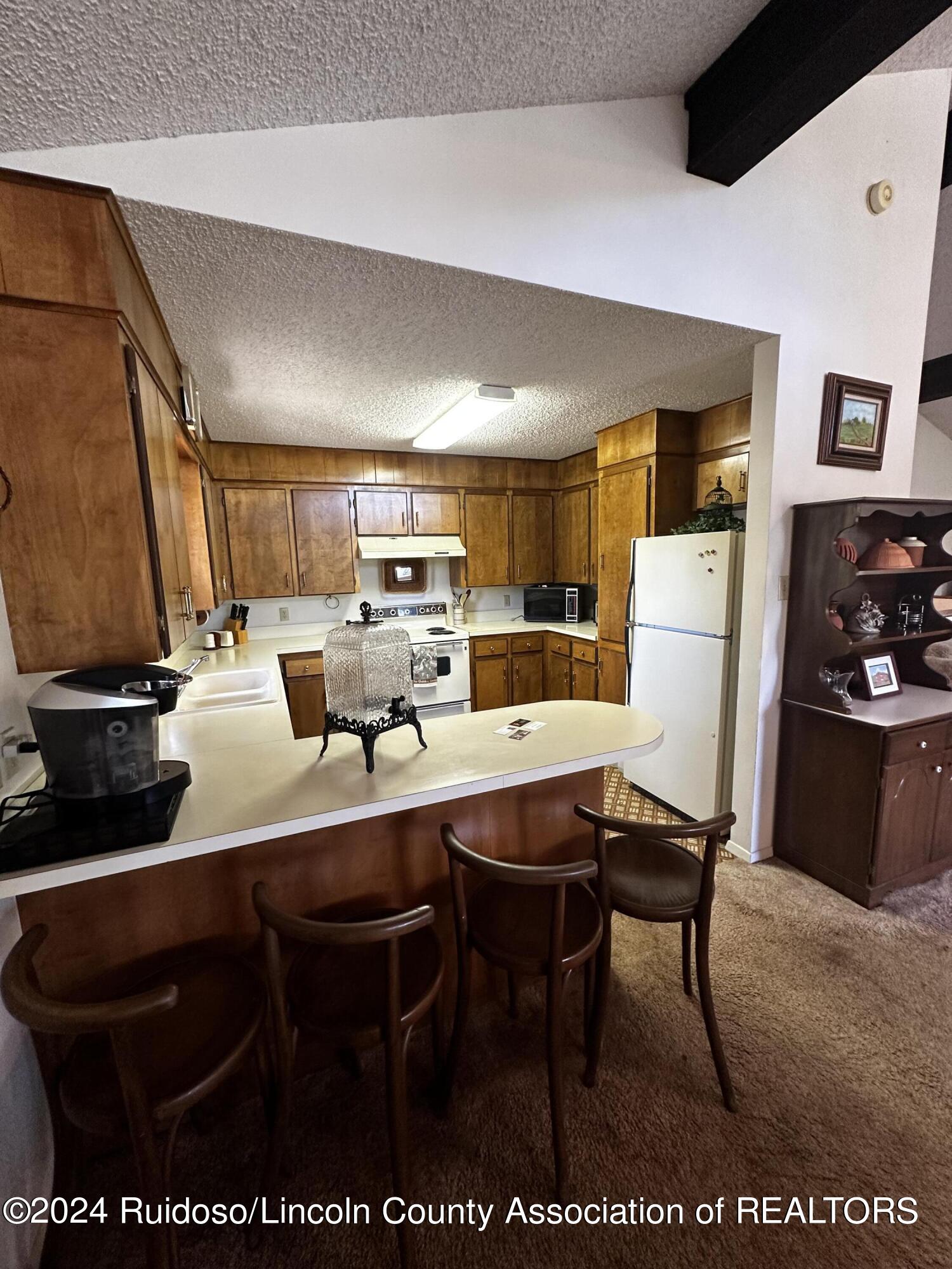 Ruidoso, New Mexico 88345, United States, 3 Bedrooms Bedrooms, ,3 BathroomsBathrooms,Residential,Pending,67846