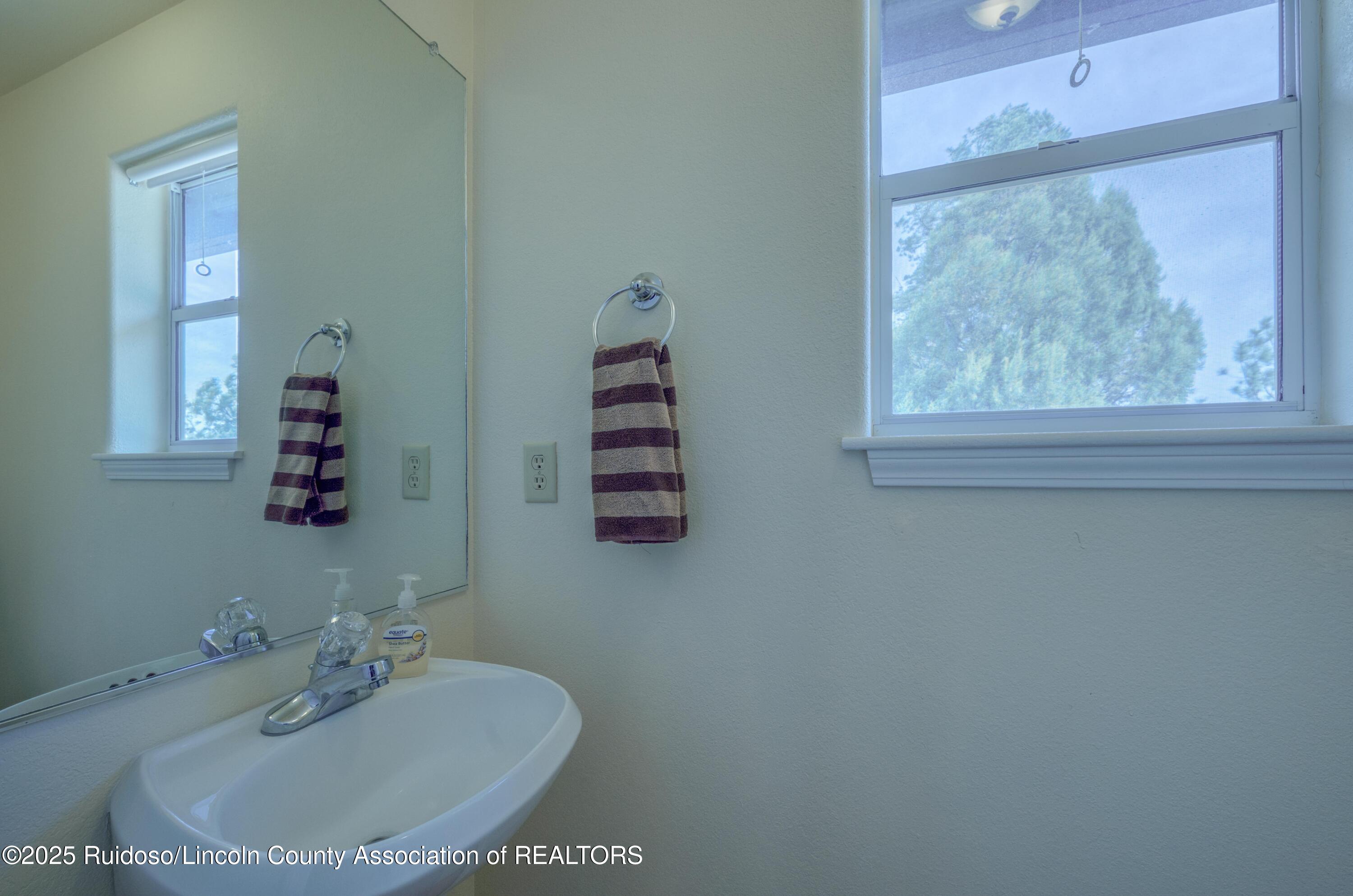 105 Wood Drive, Ruidoso, New Mexico image 46