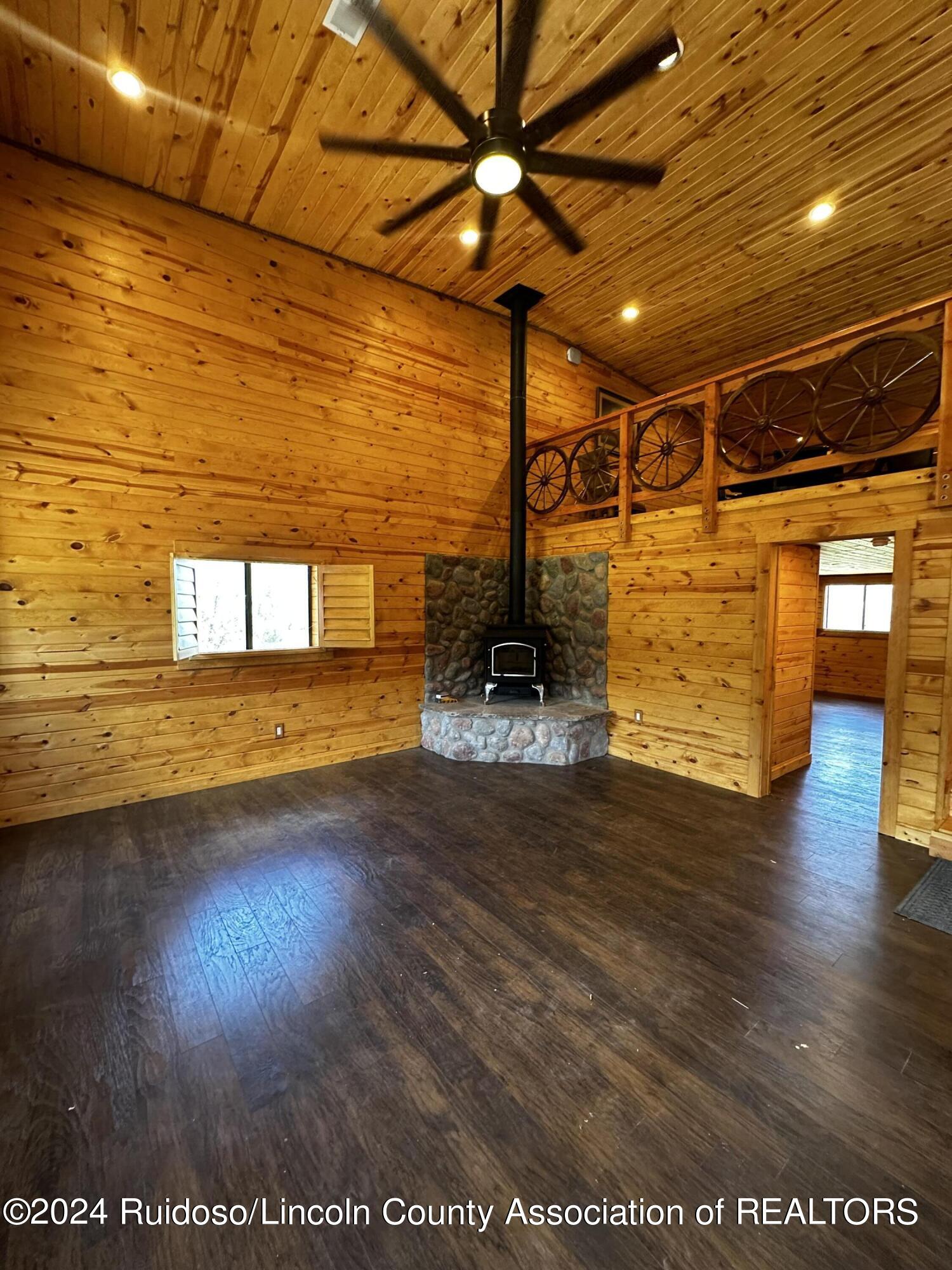 Arabela, New Mexico 88351, United States, 2 Bedrooms Bedrooms, ,3 BathroomsBathrooms,Residential,Pending,51948