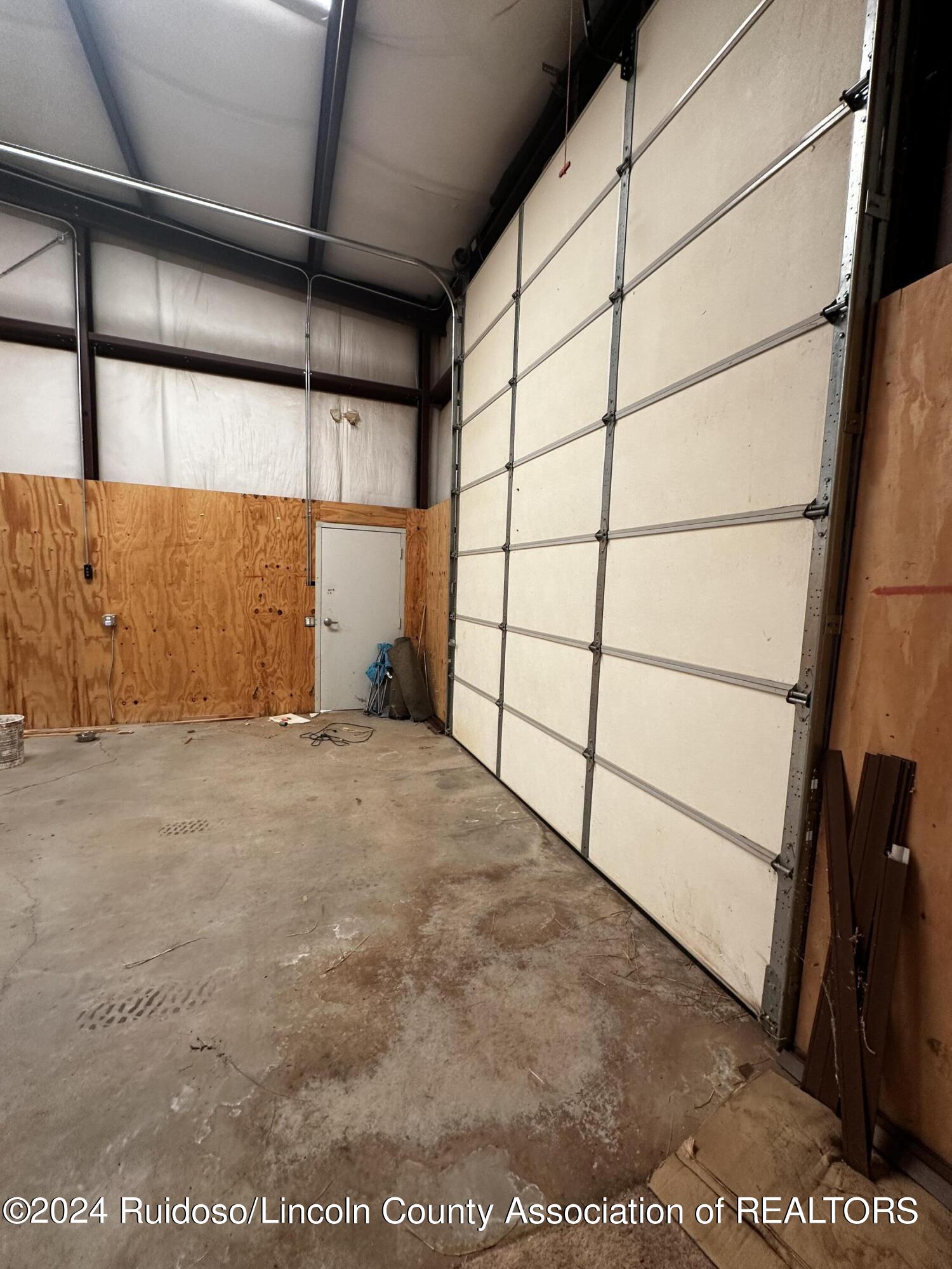 Arabela, New Mexico 88351, United States, 2 Bedrooms Bedrooms, ,3 BathroomsBathrooms,Residential,Pending,51948