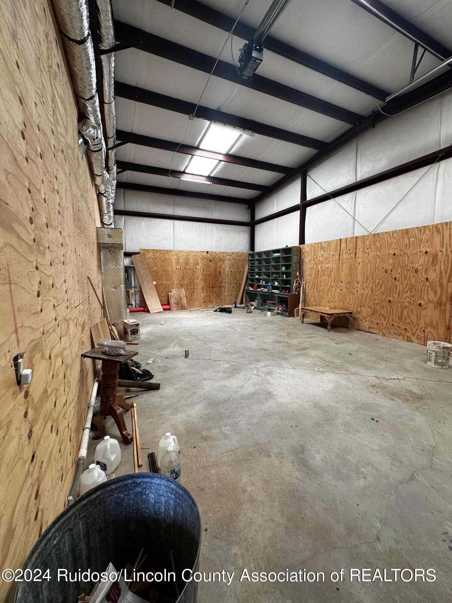 Arabela, New Mexico 88351, United States, 2 Bedrooms Bedrooms, ,3 BathroomsBathrooms,Residential,Pending,51948