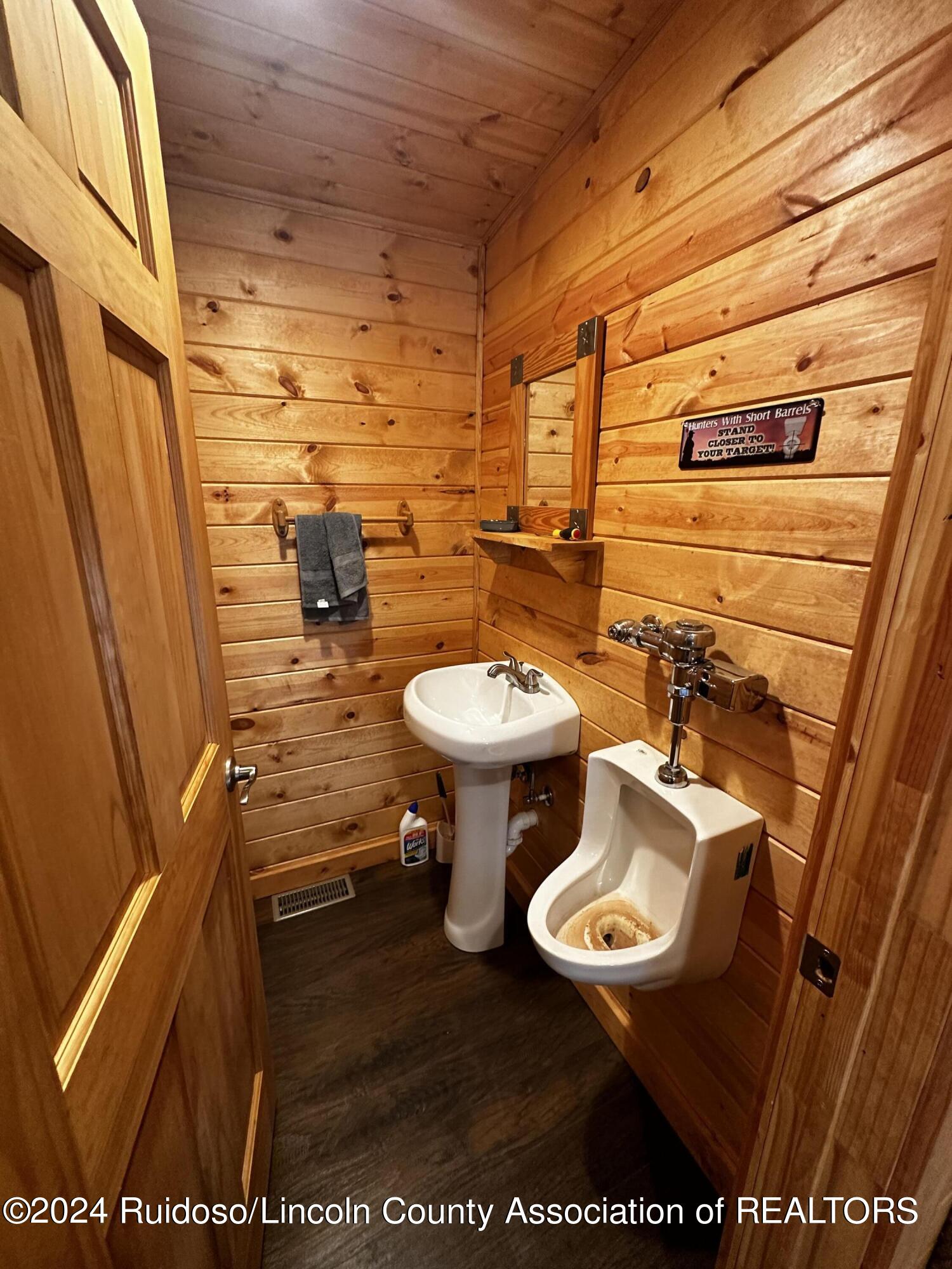 Arabela, New Mexico 88351, United States, 2 Bedrooms Bedrooms, ,3 BathroomsBathrooms,Residential,Pending,51948