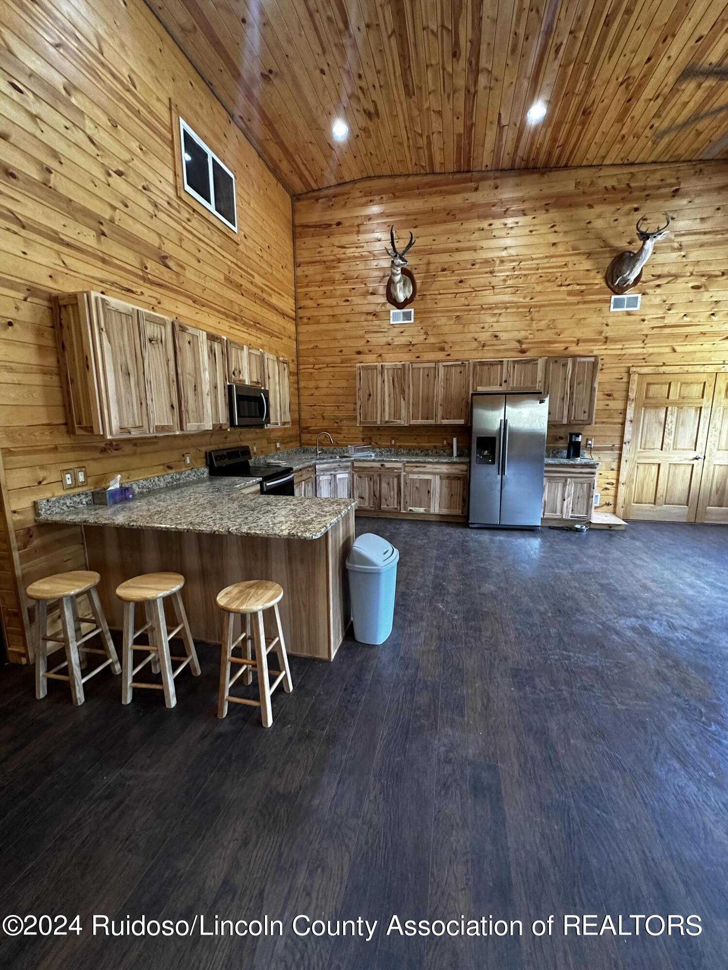 Arabela, New Mexico 88351, United States, 2 Bedrooms Bedrooms, ,3 BathroomsBathrooms,Residential,Pending,51948