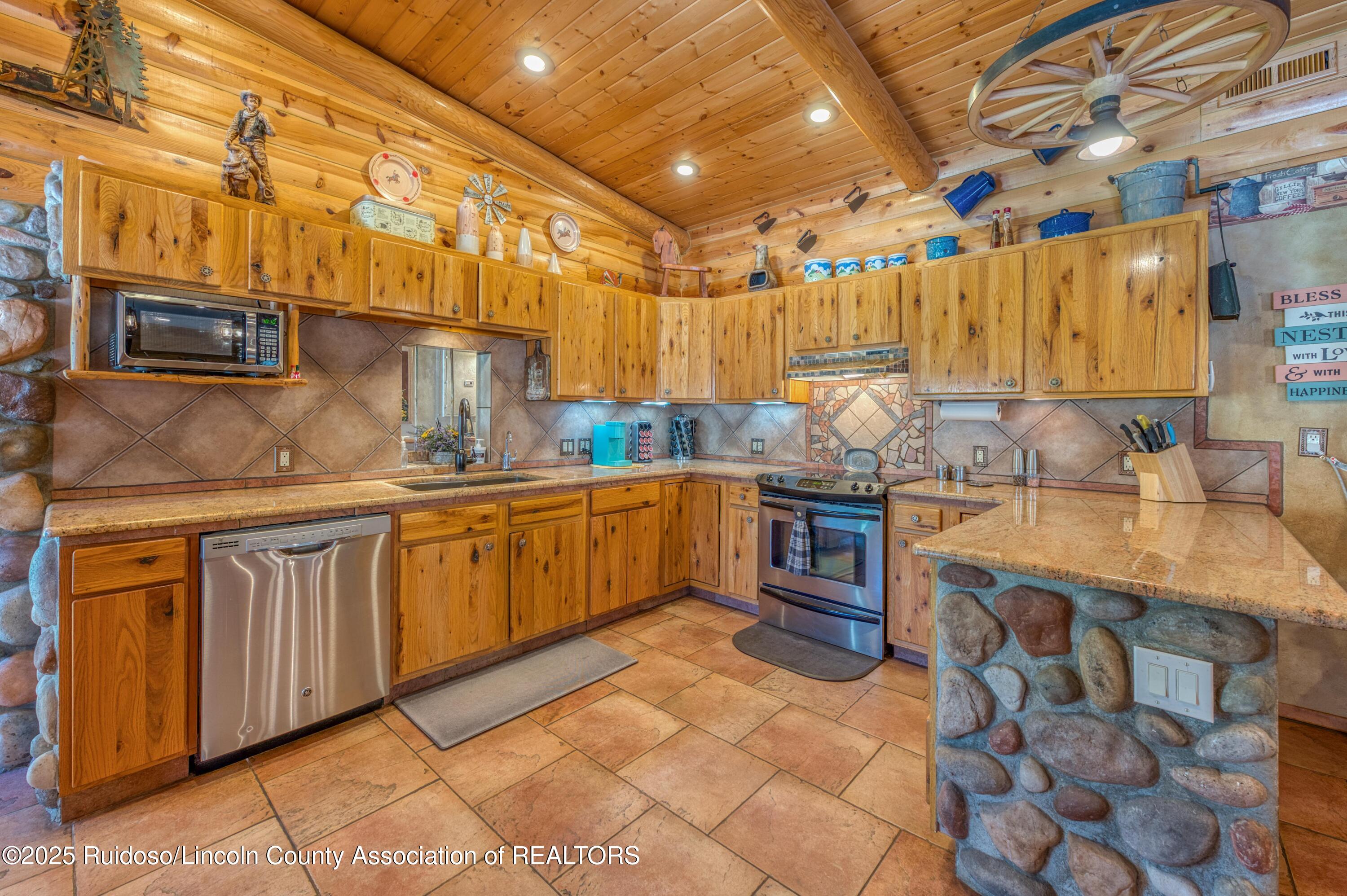112 Highlands Lane, Ruidoso Downs, New Mexico image 18