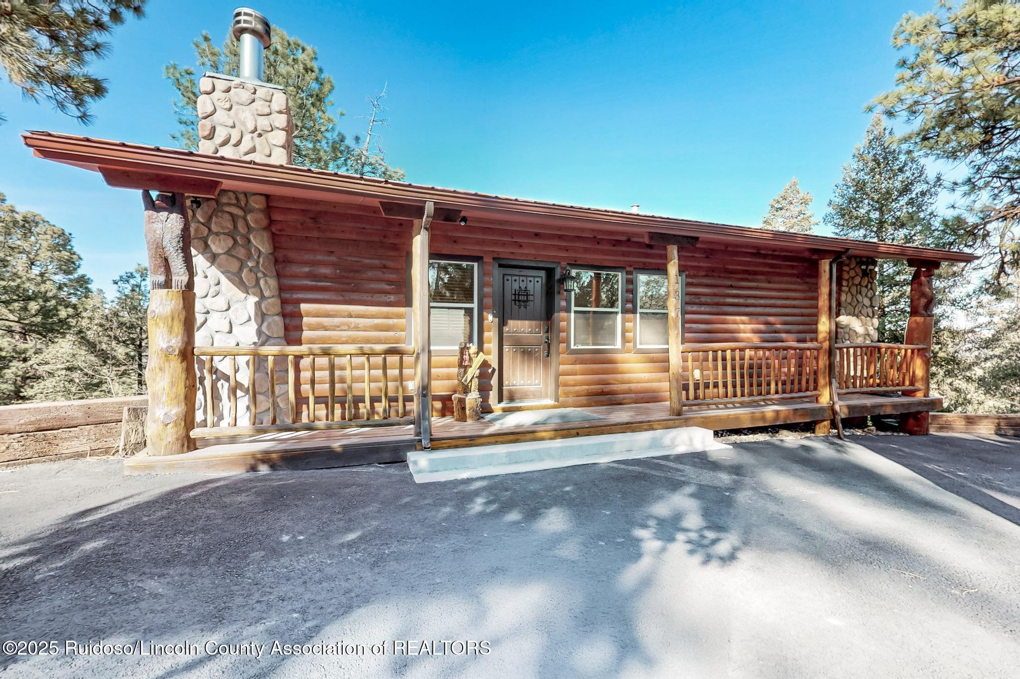 137 King Richard Drive, Ruidoso, New Mexico image 1