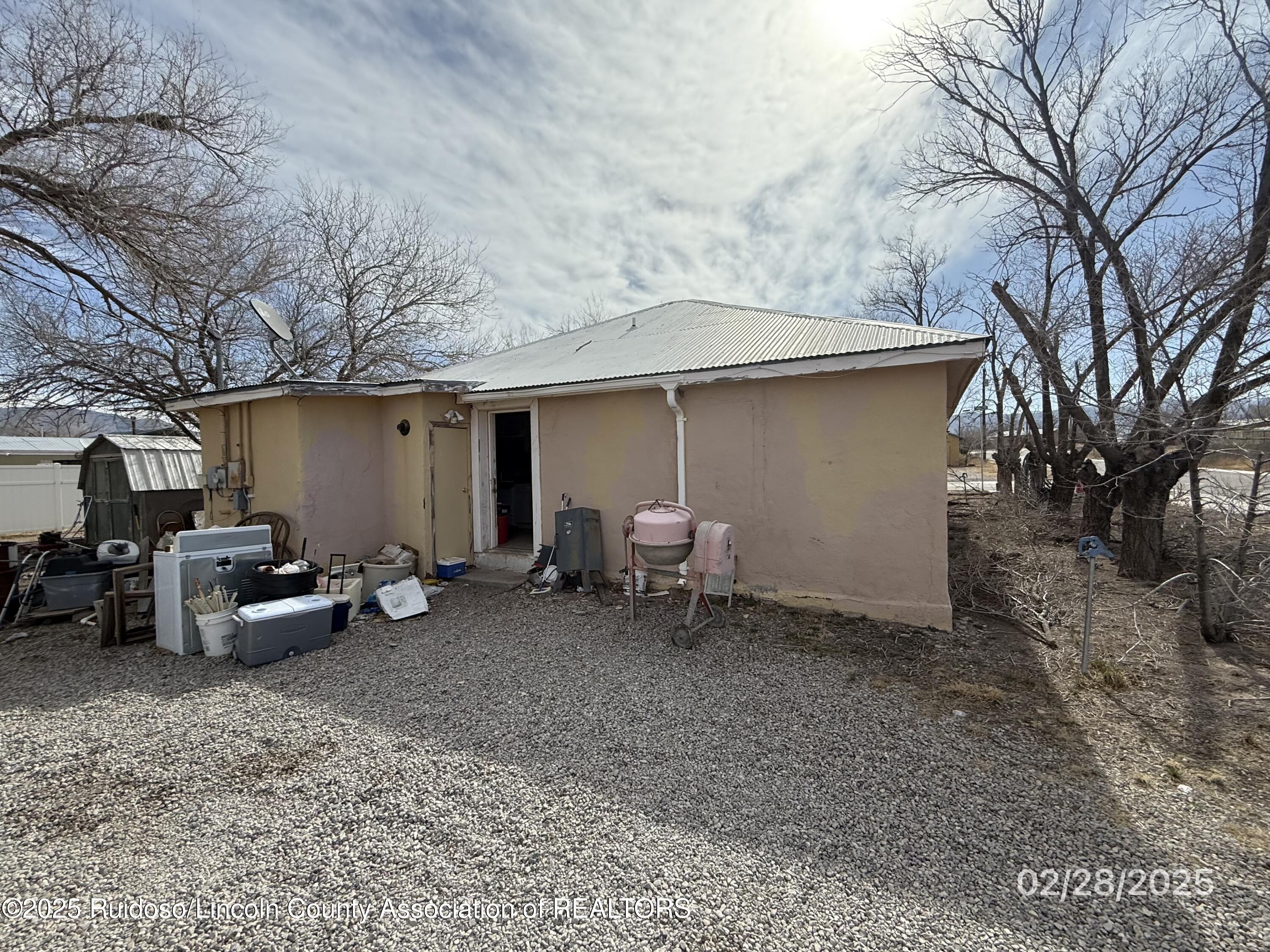 314 Cedar Street, Carrizozo, New Mexico image 3