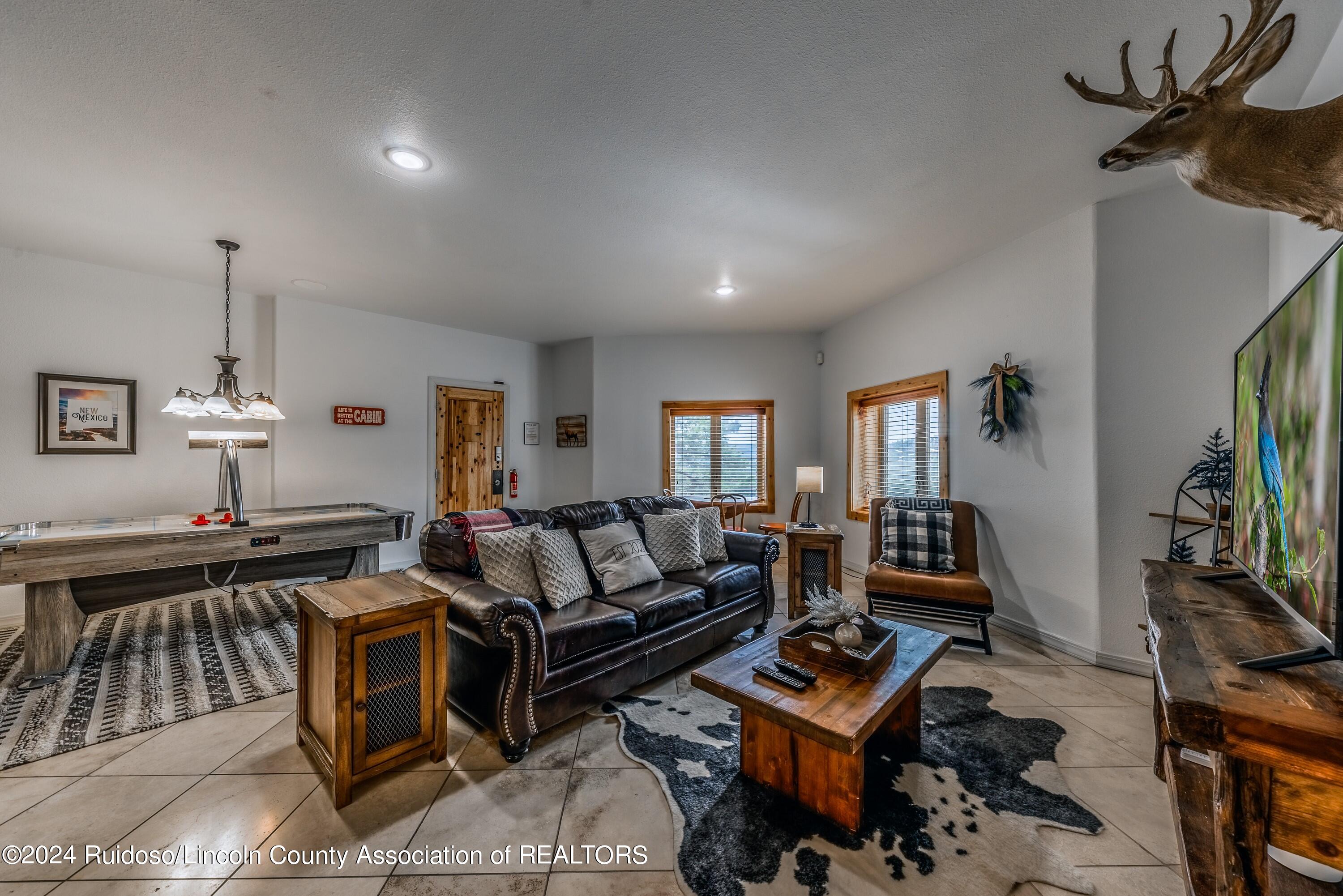 204206 W Redwood Drive, Ruidoso, New Mexico image 4