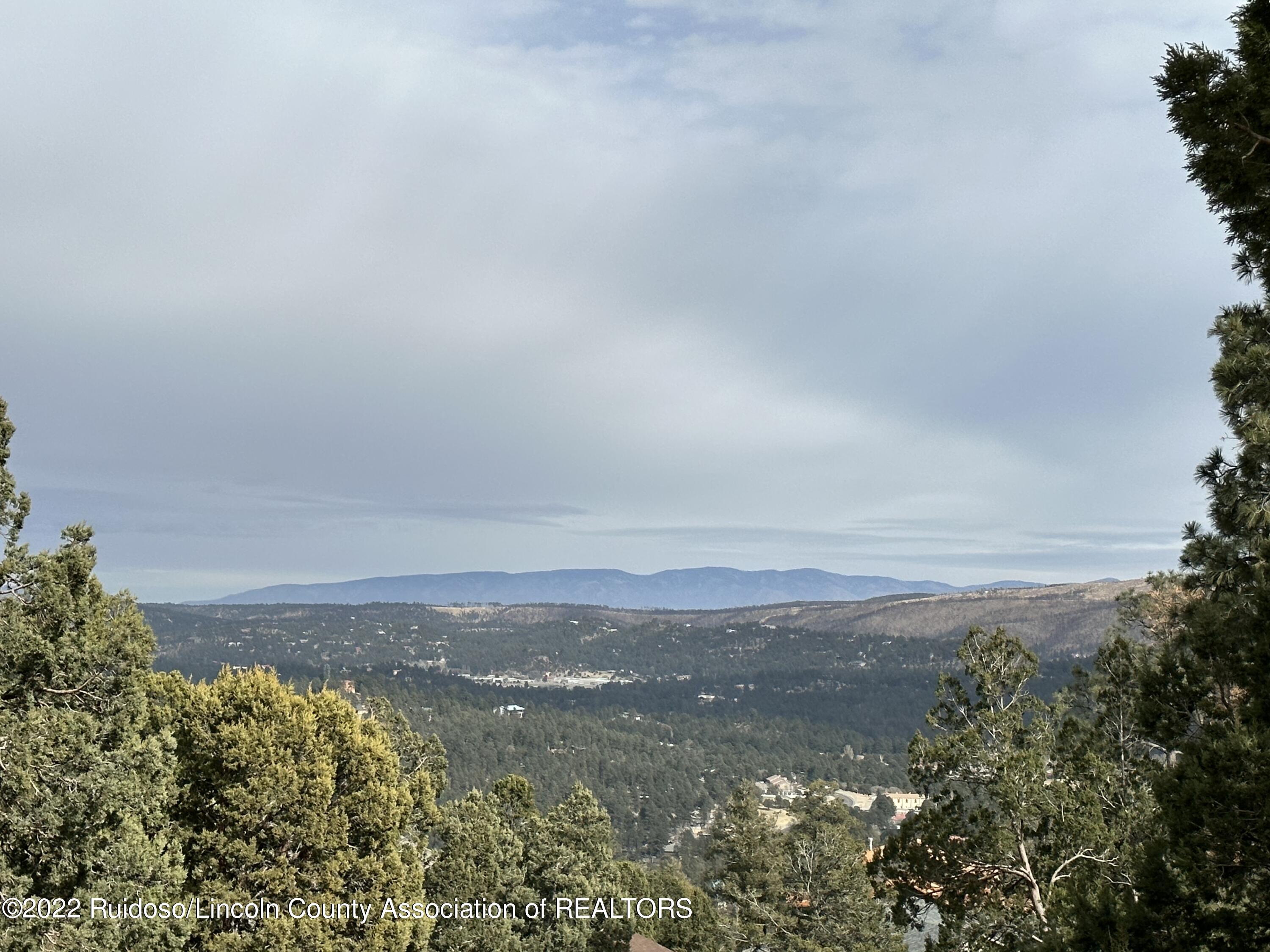 104 Middle Fork Frk, Ruidoso, New Mexico image 1