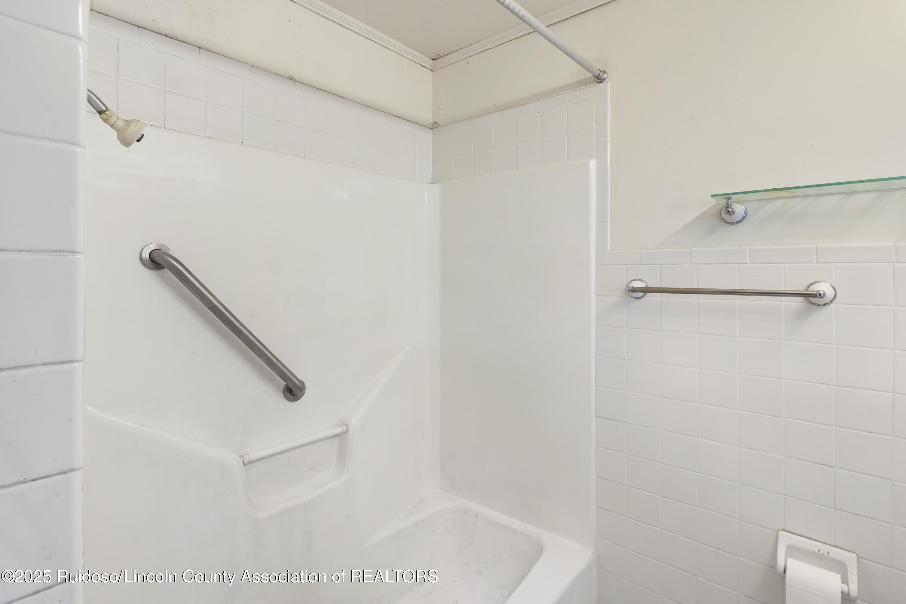 1 E Kincaid Road, Artesia, New Mexico image 32