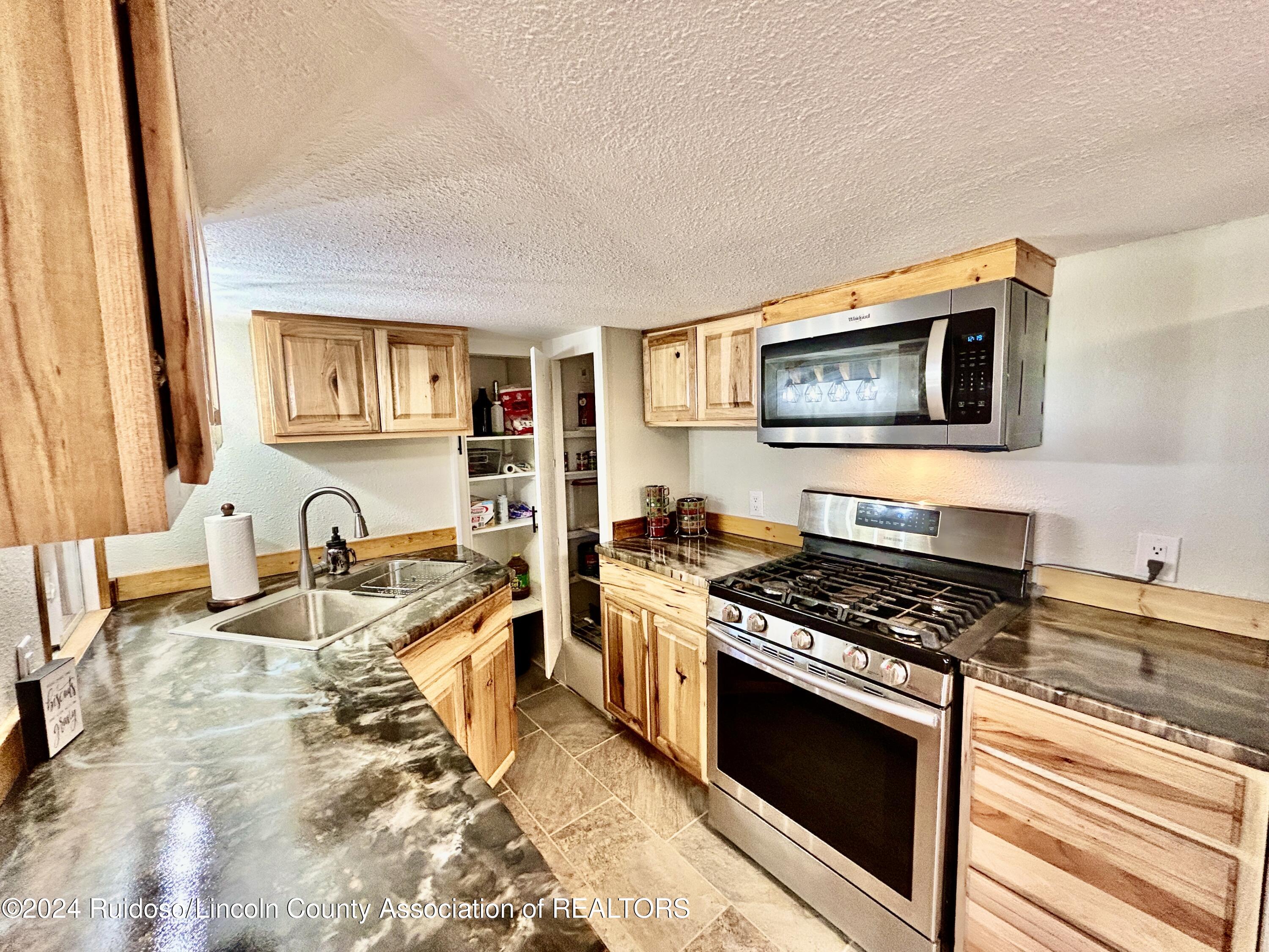 121 Spruce Drive, Ruidoso, New Mexico image 15