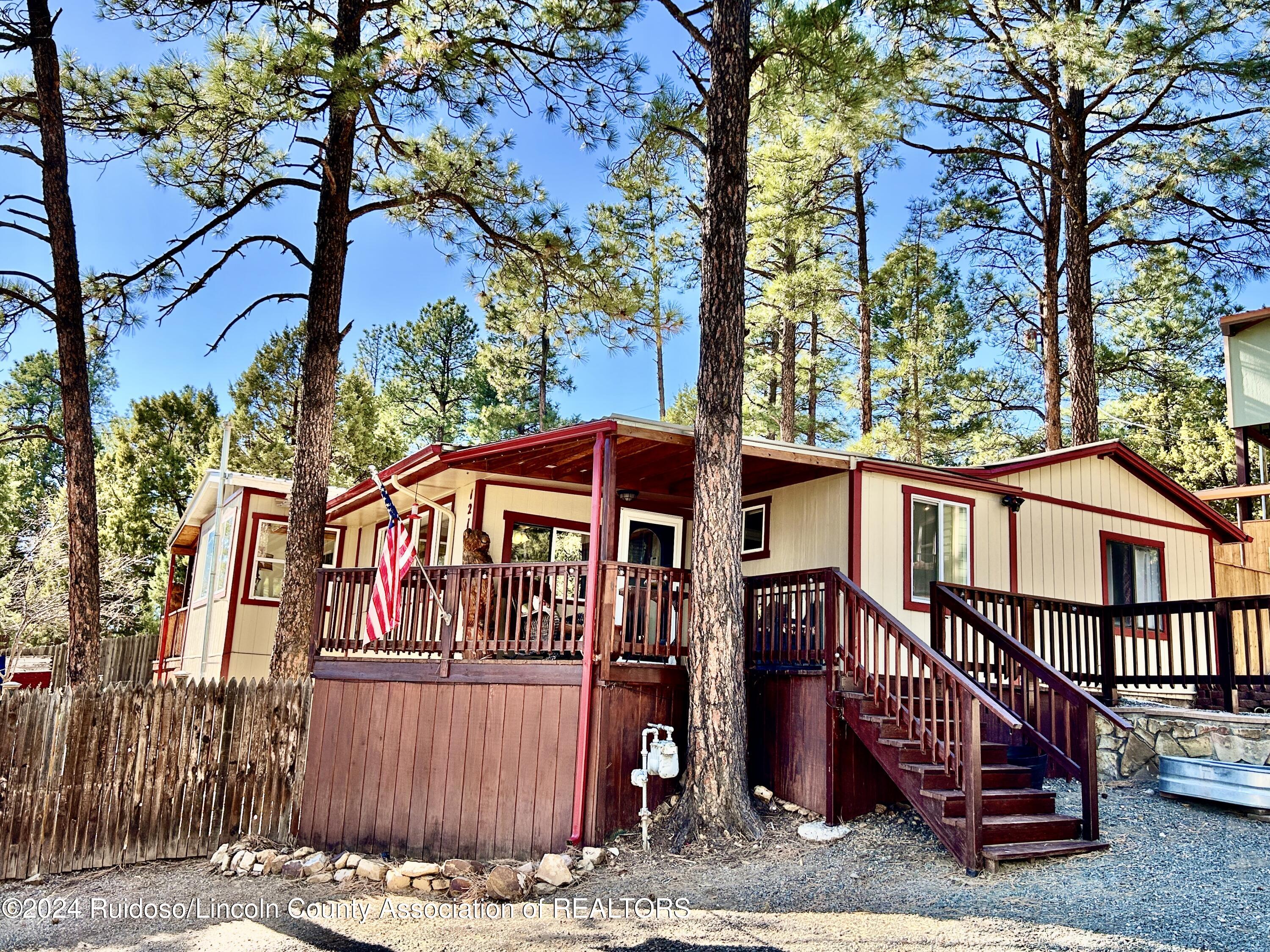 121 Spruce Drive, Ruidoso, New Mexico image 1