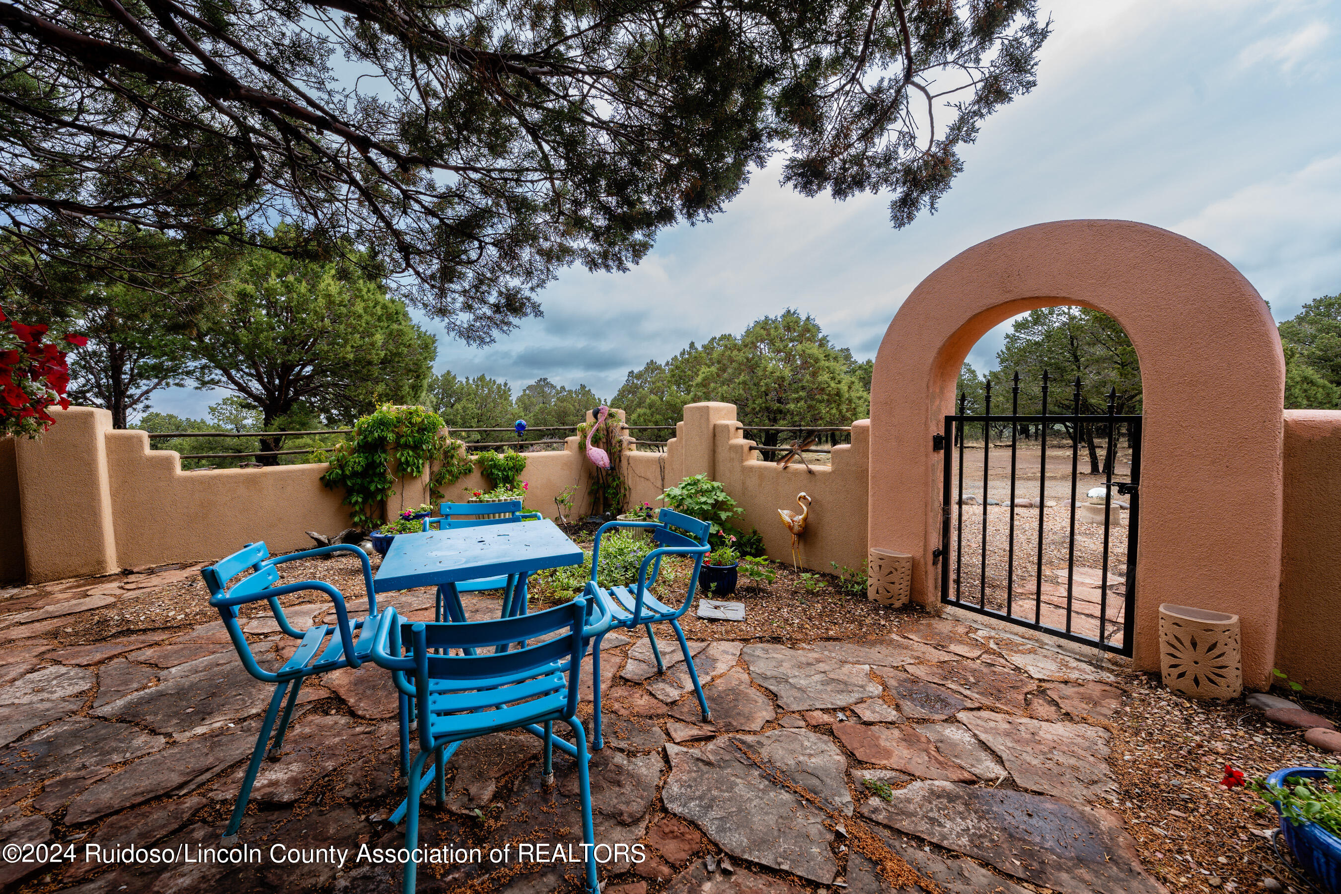 143 Loma Grande Road, Nogal, New Mexico image 3