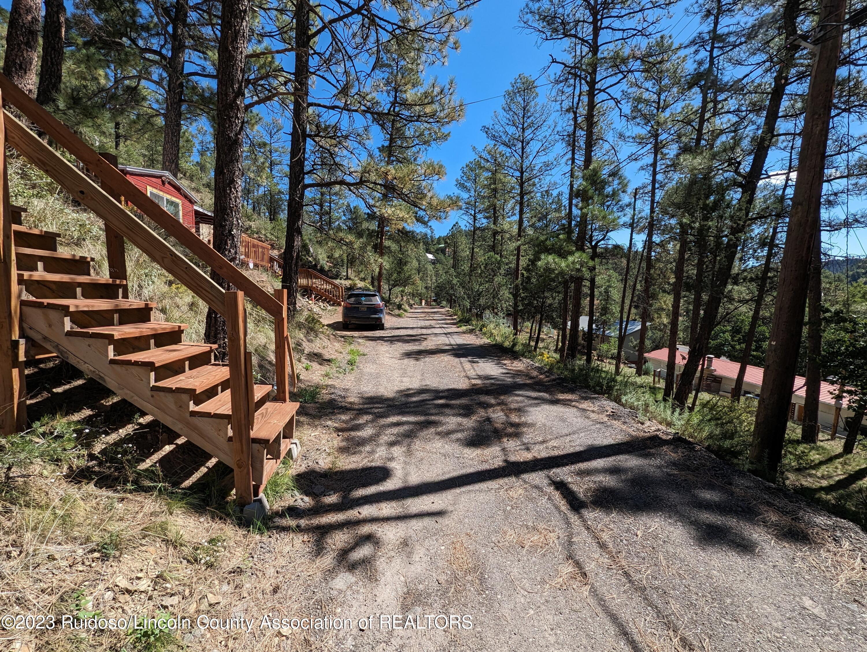 124 Lois Circle, Ruidoso, New Mexico image 3