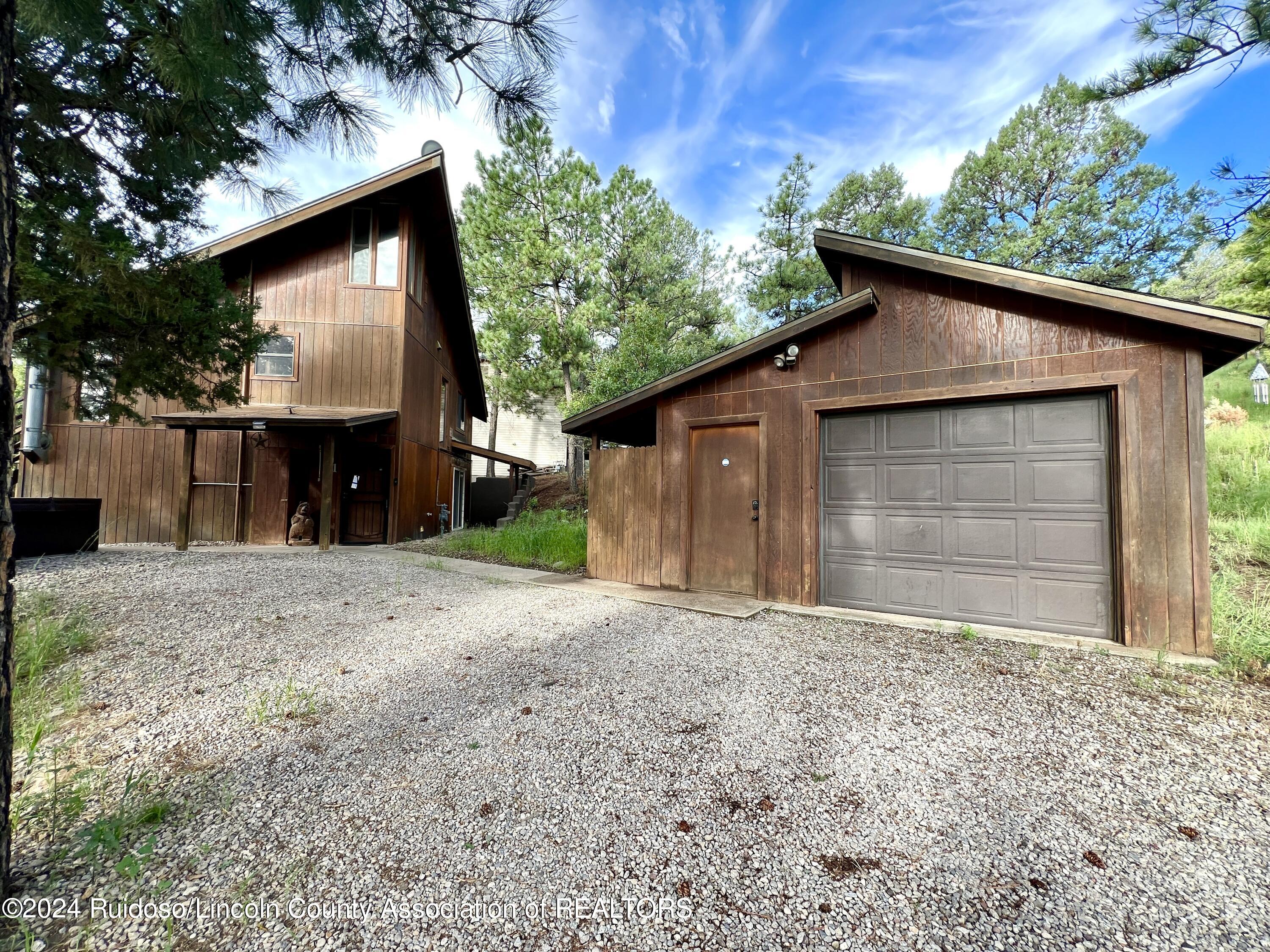 111 Valencia Road, Ruidoso, New Mexico image 1