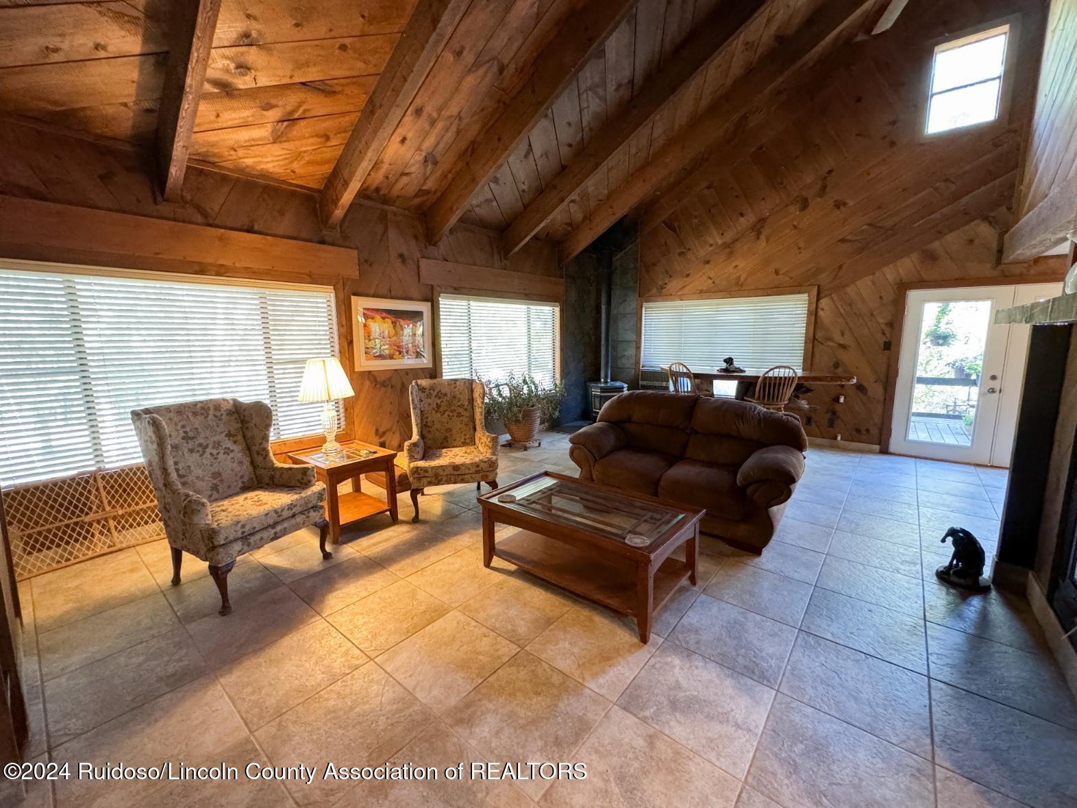 102 Juniper Drive, Ruidoso Downs, New Mexico image 2