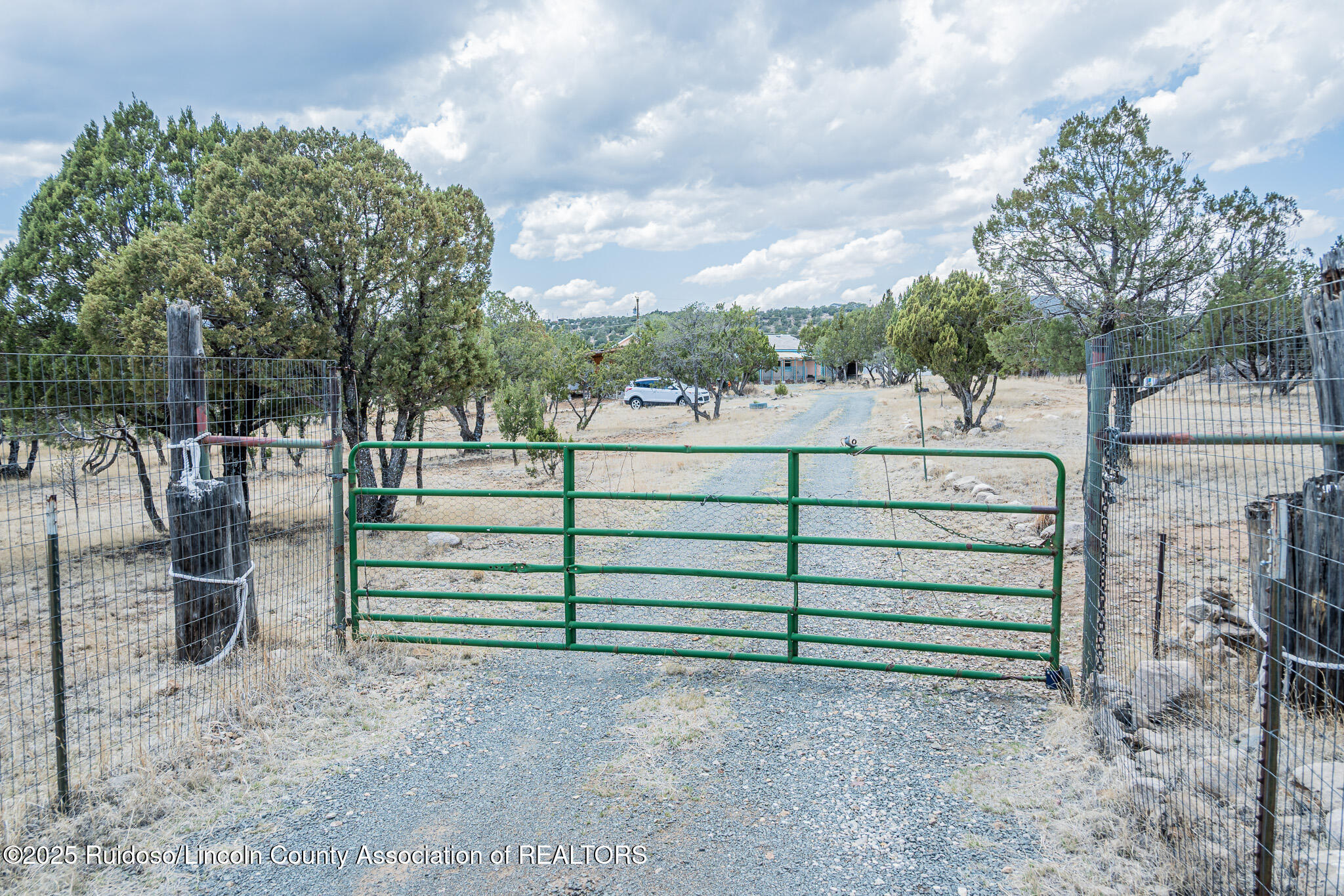 109 W Grand View Road, Capitan, New Mexico image 2