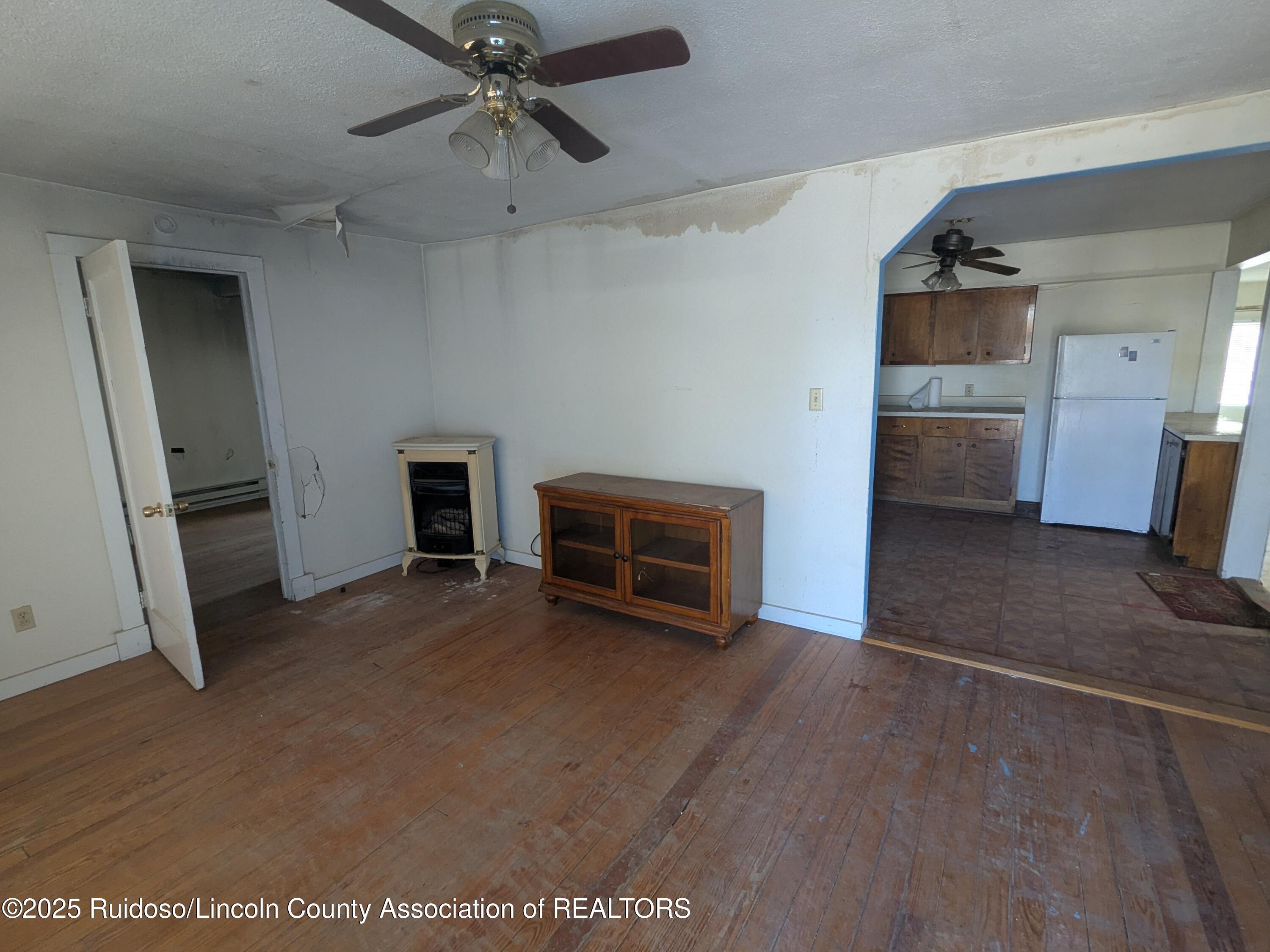 1007 D Ave Avenue, Carrizozo, New Mexico image 2