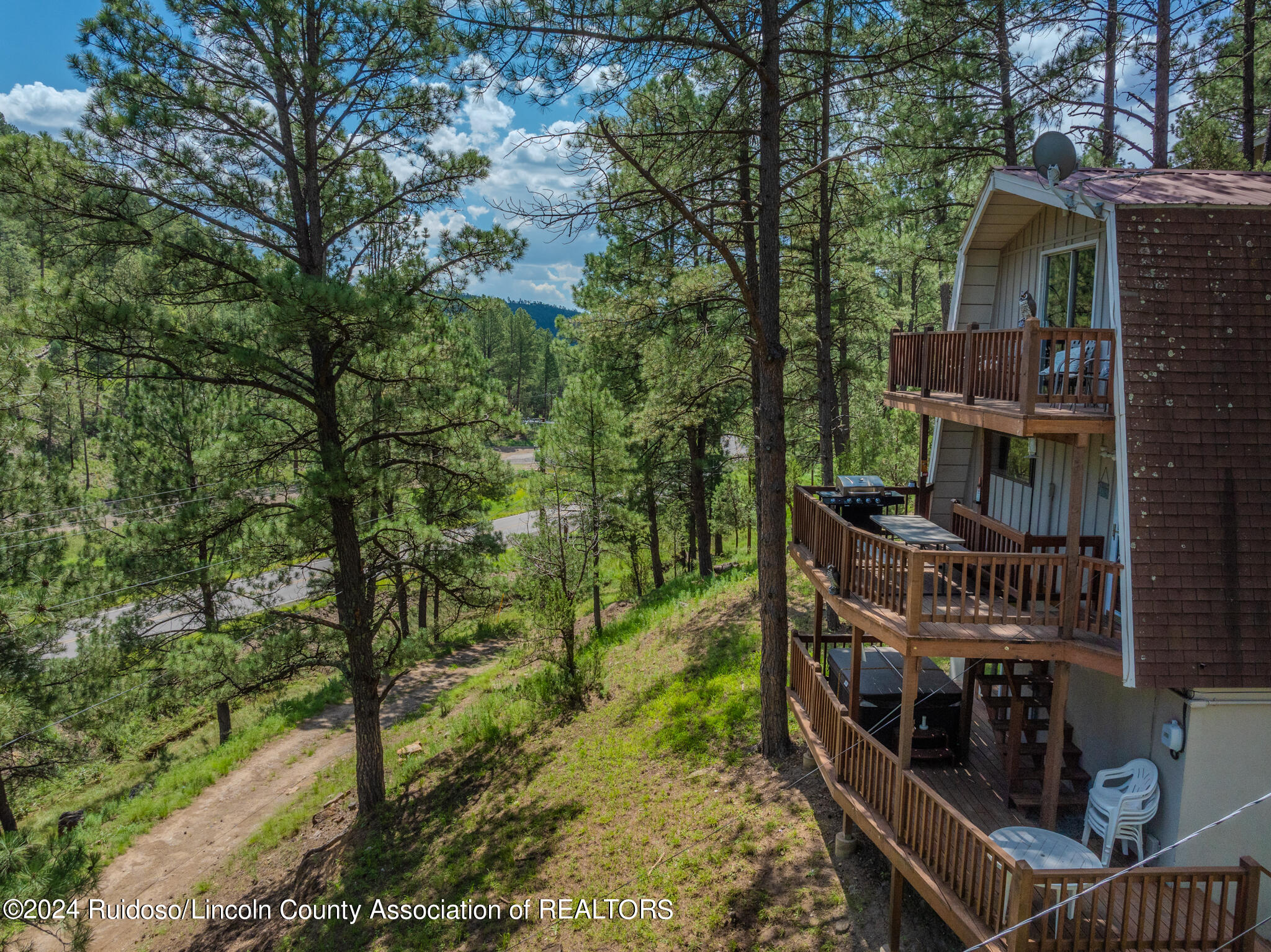 318 La Luz Lane, Ruidoso, New Mexico image 3