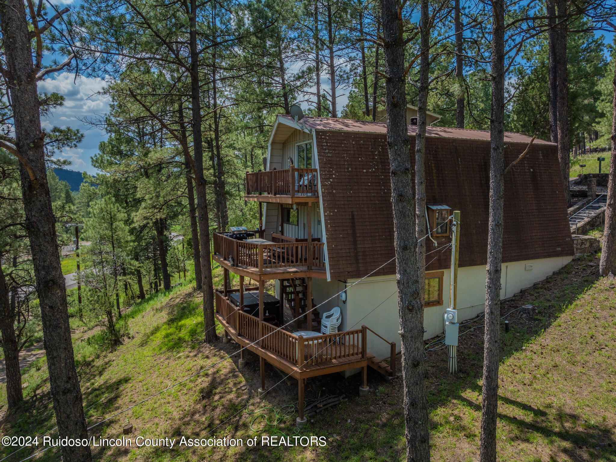 318 La Luz Lane, Ruidoso, New Mexico image 2