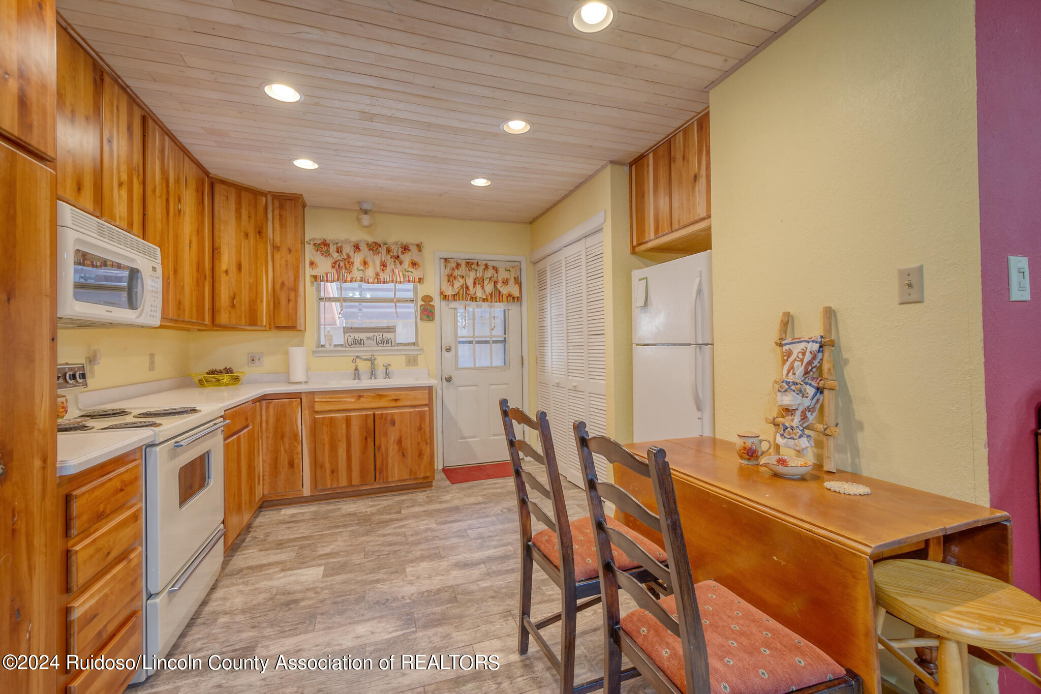 303 Racquet Drive #15, Ruidoso, New Mexico image 4