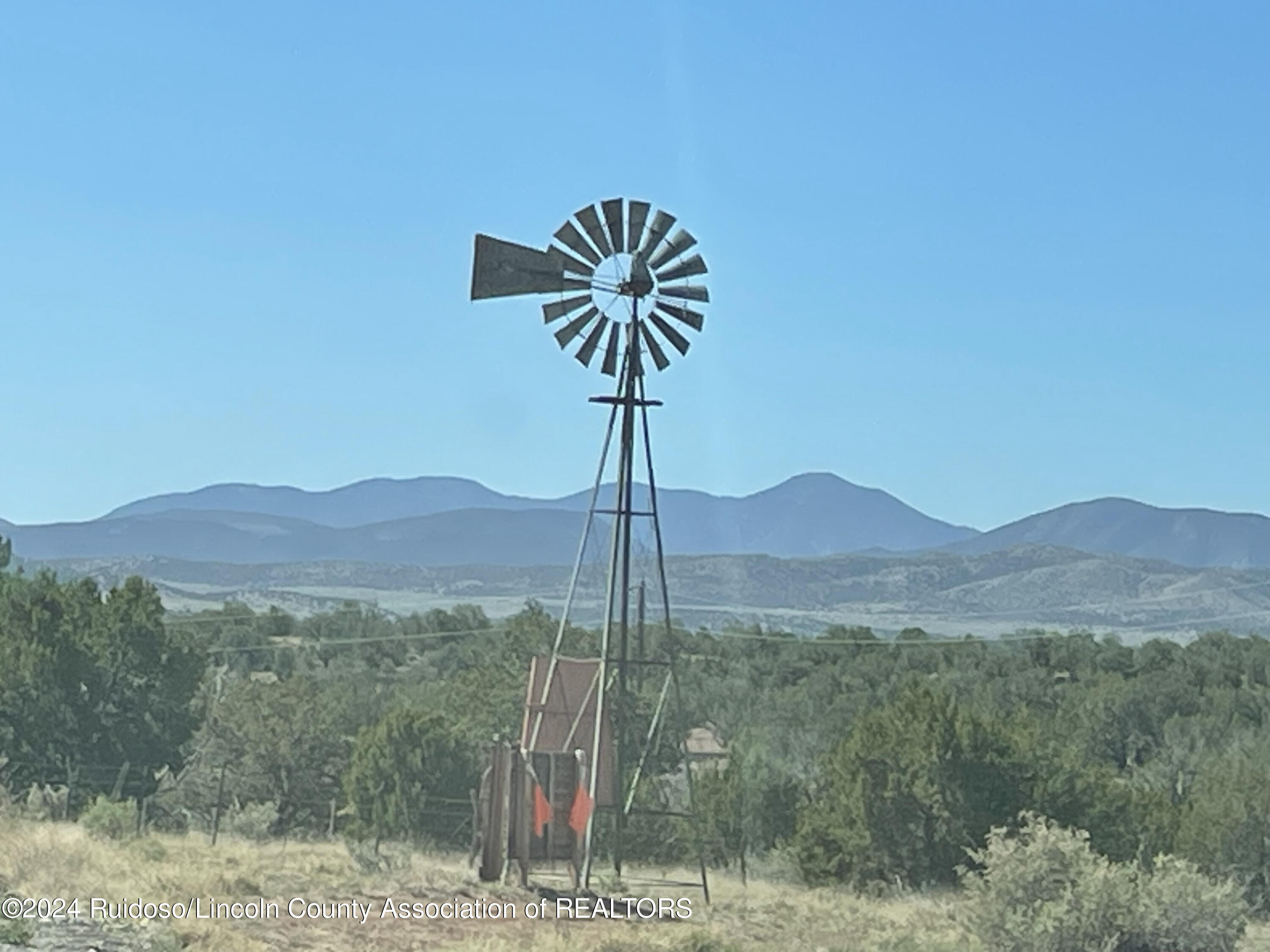 262 Fenceline, Ancho, New Mexico image 5