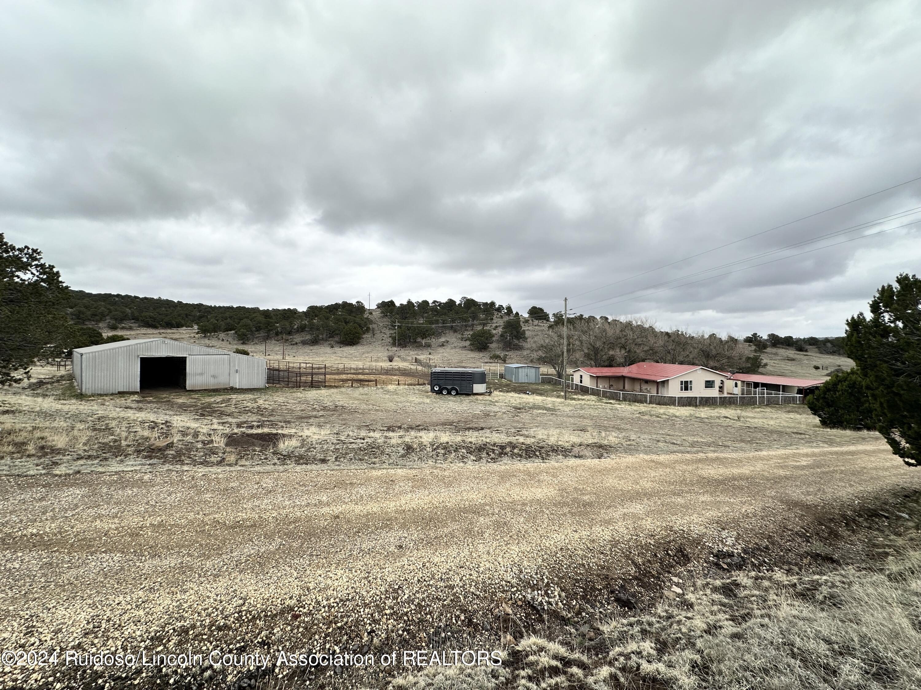 375 Cora Dutton Road, Nogal, New Mexico image 4