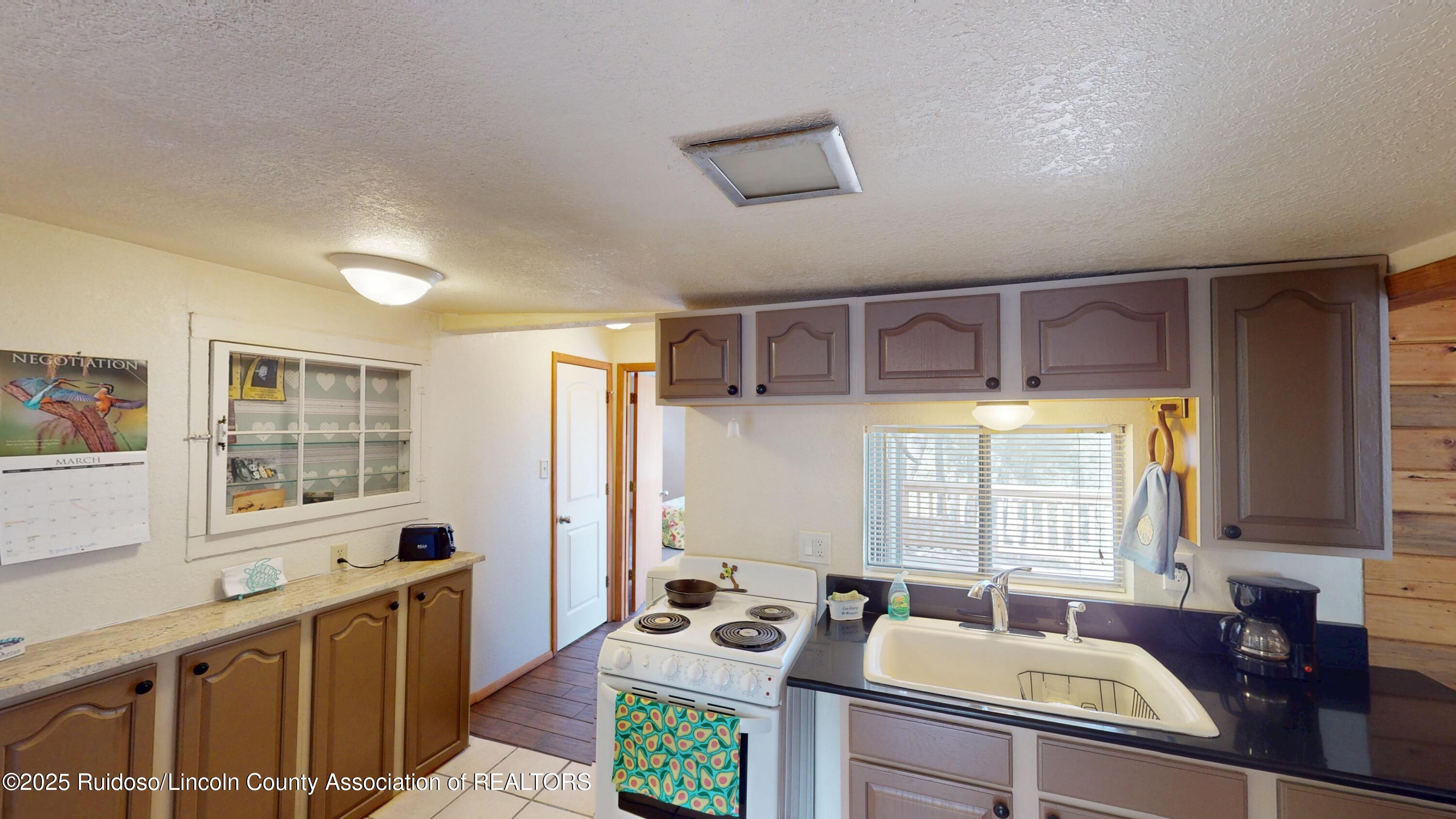 105 E Redwood Drive, Ruidoso, New Mexico image 8